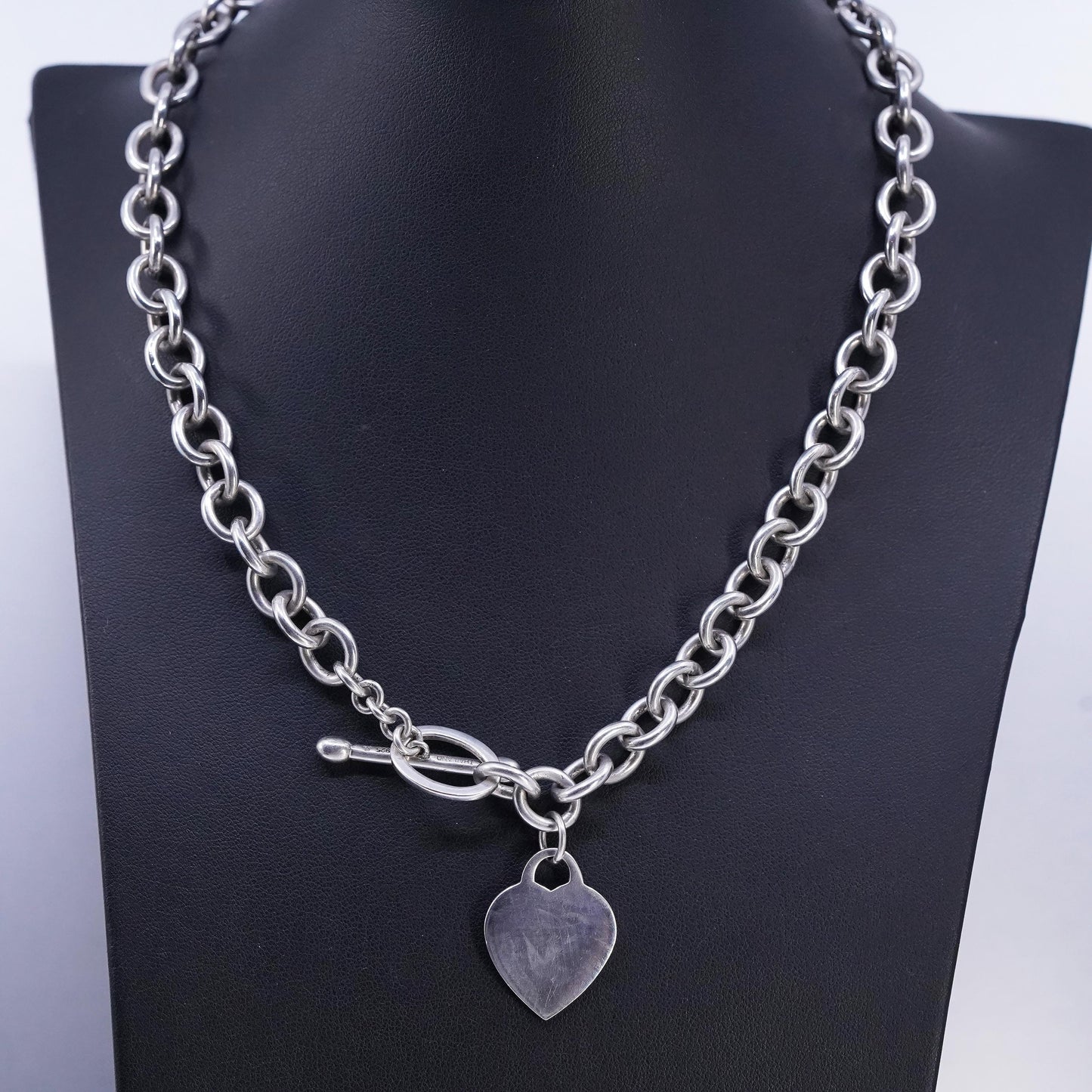 17" Thailand IBB Sterling 925 silver circle necklace heart charm toggle closure