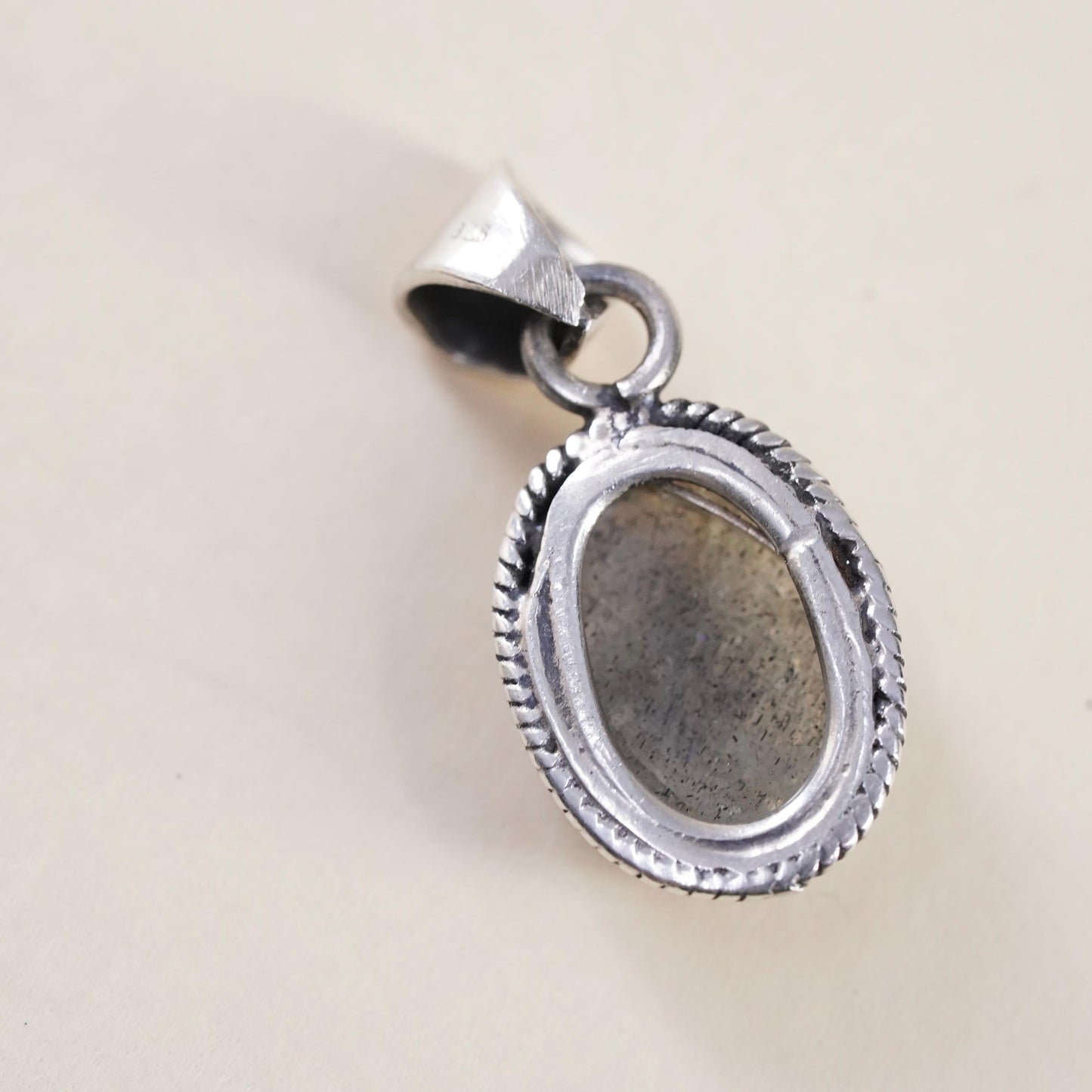 Vintage Sterling 925 silver handmade pendant with oval moonstone