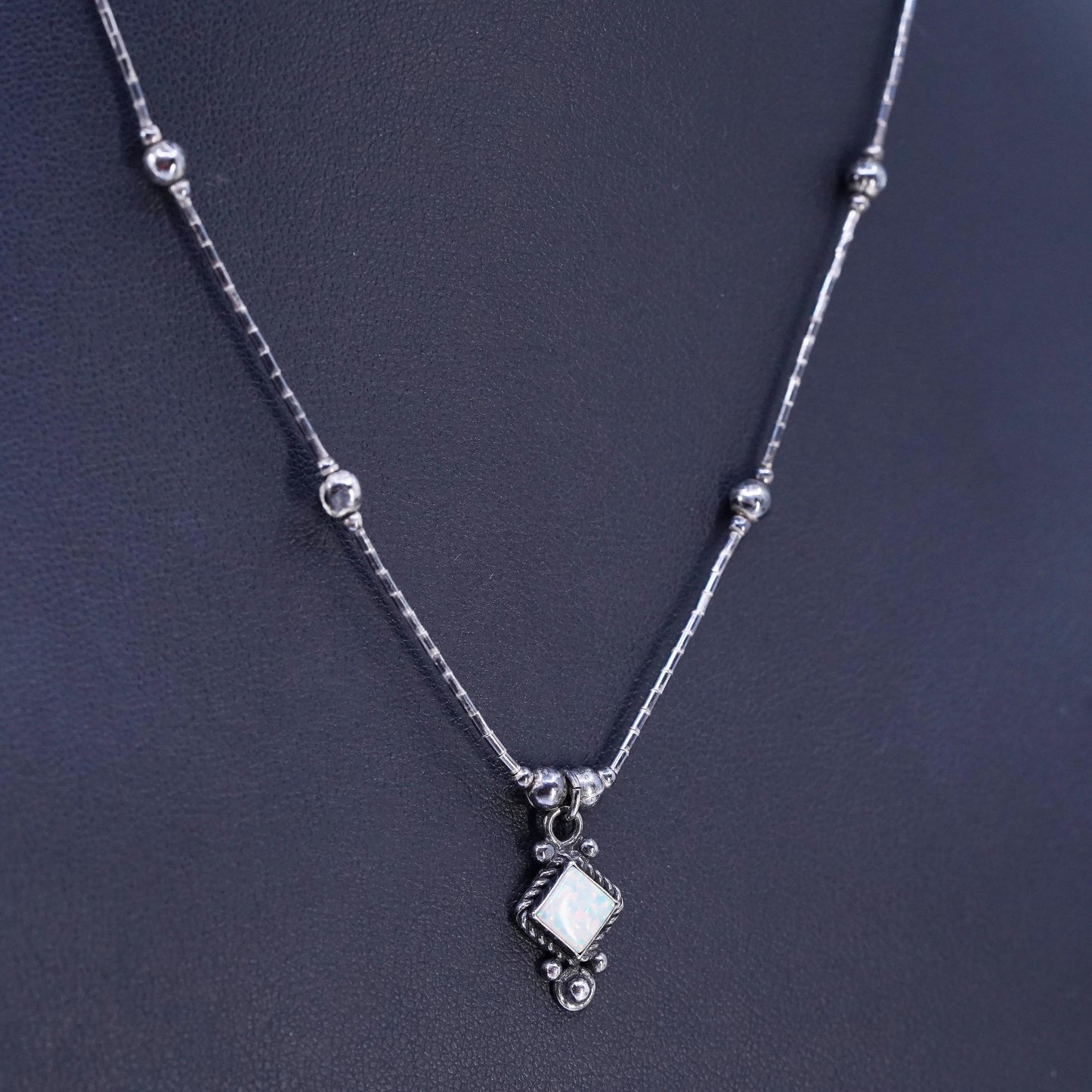 16", Native American Sterling 925 liquid silver handmade necklace opal pendant