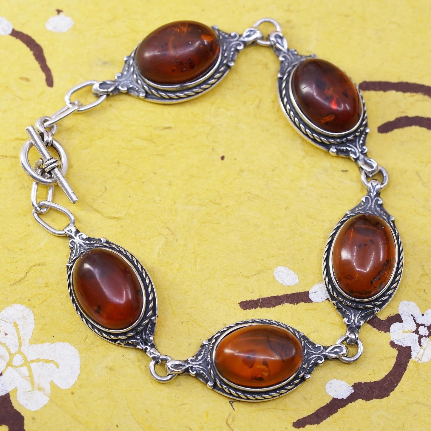 6.5", vintage Sterling 925 silver handmade bracelet oval amber toggle closure