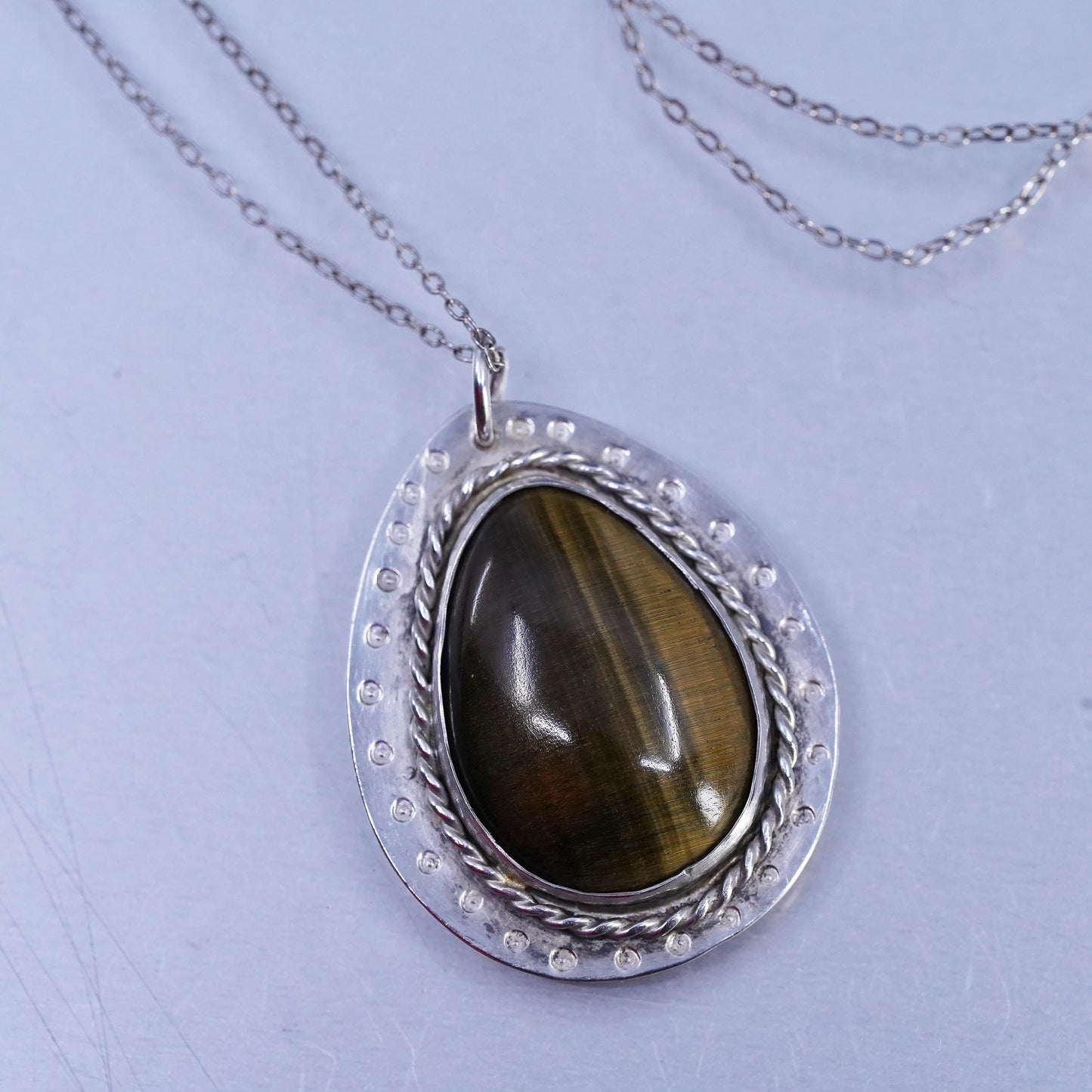 20", southwestern Sterling 925 silver circle necklace golden tiger eye pendant