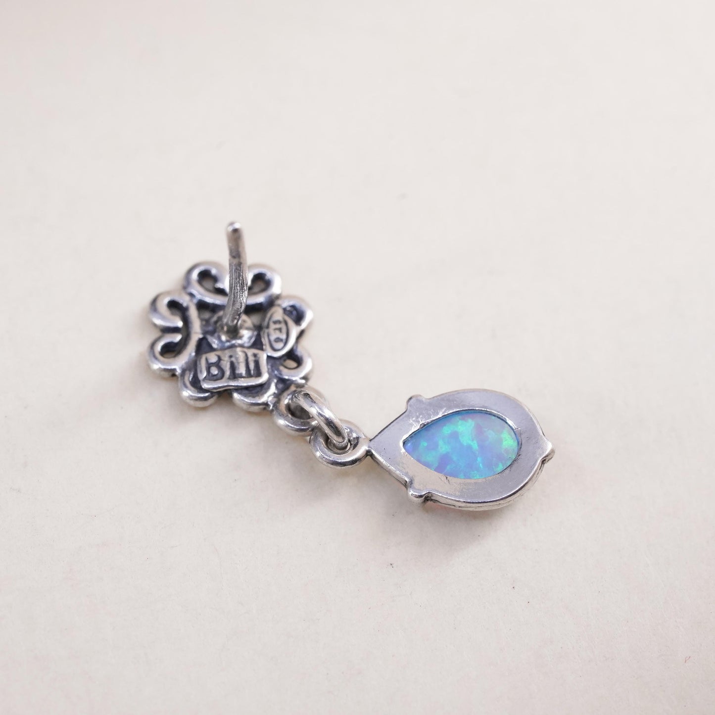 Vintage Sterling 925 silver handmade single earring with oval teardrop opal
