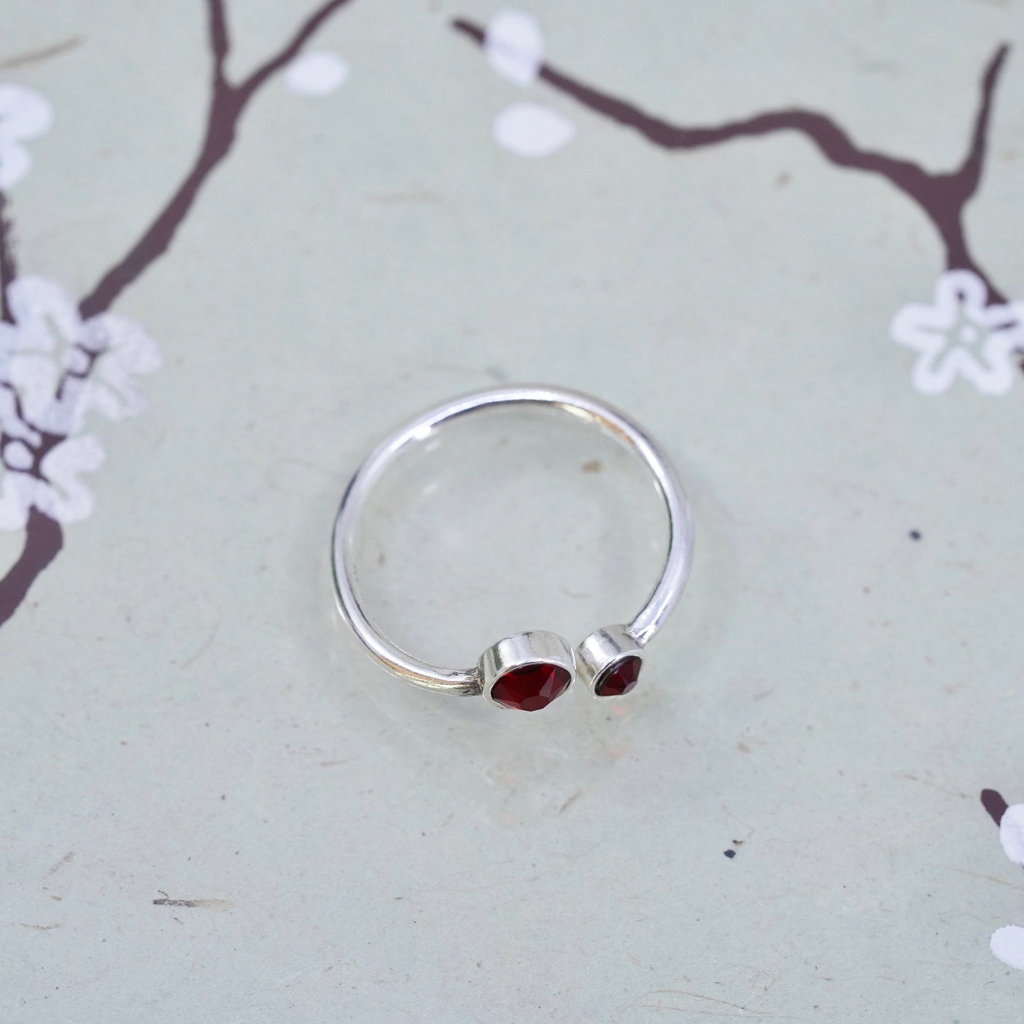 Size 8.5, Vintage Alex and Ani sterling silver ring, 925 wrap band red crystal
