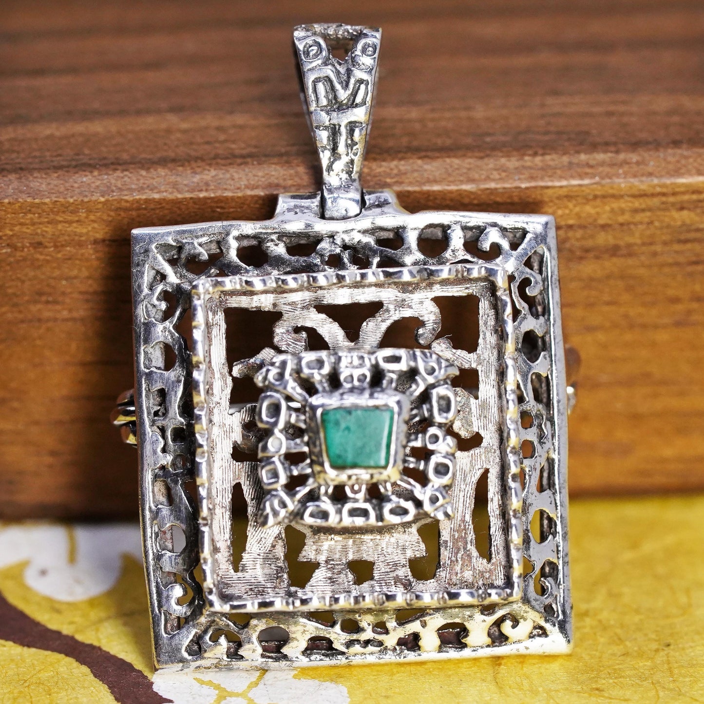 Taxco Mexico 925 Sterling Silver Green Stone Pendant Brooch Aztec Mayan Jewelry