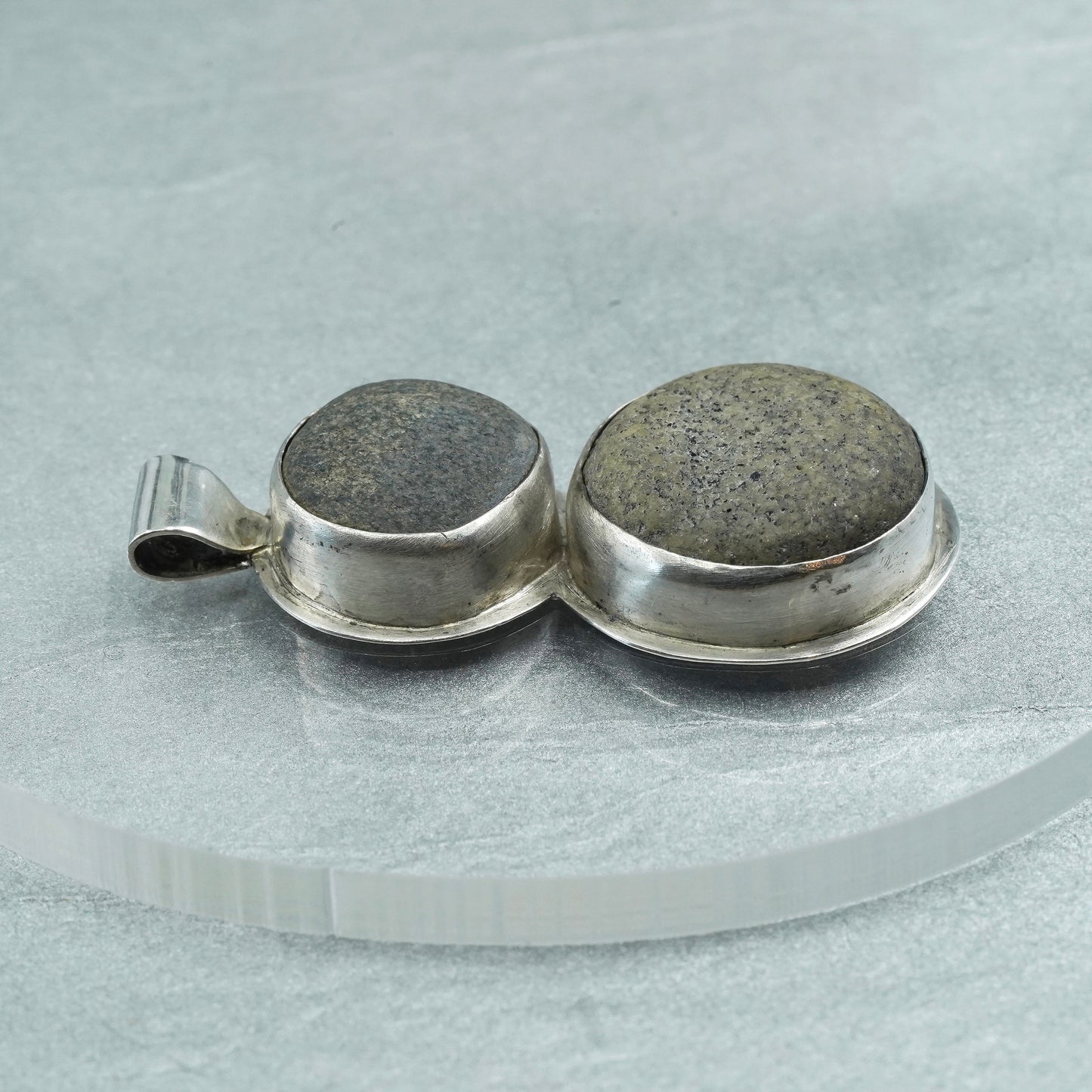 Vintage sterling 925 silver handmade pendant with rocks