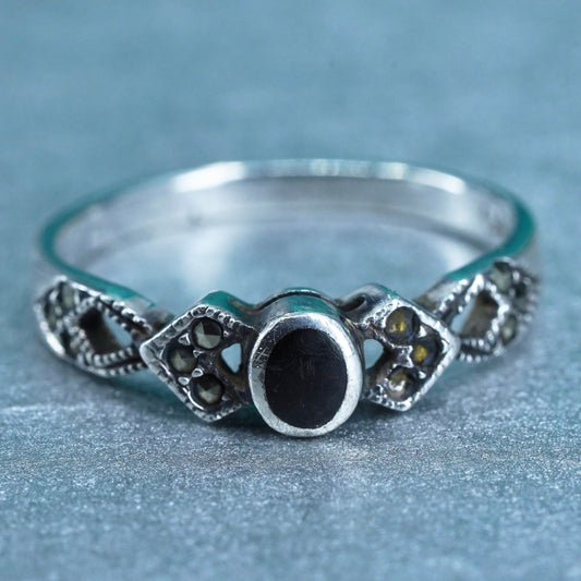 Size 6.25, vintage Sterling 925 silver handmade ring with onyx and marcasite
