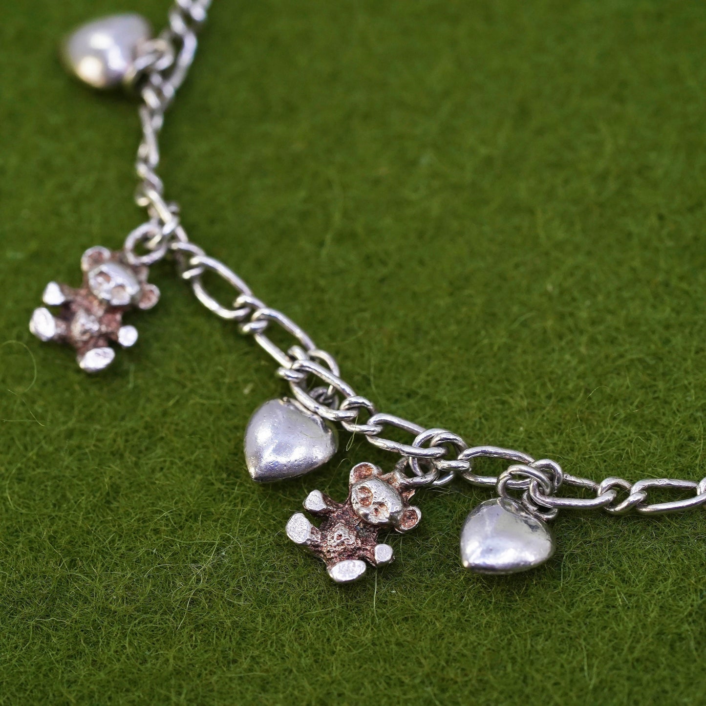 7", Vintage sterling 925 silver figaro bracelet with heart teddy bear charms