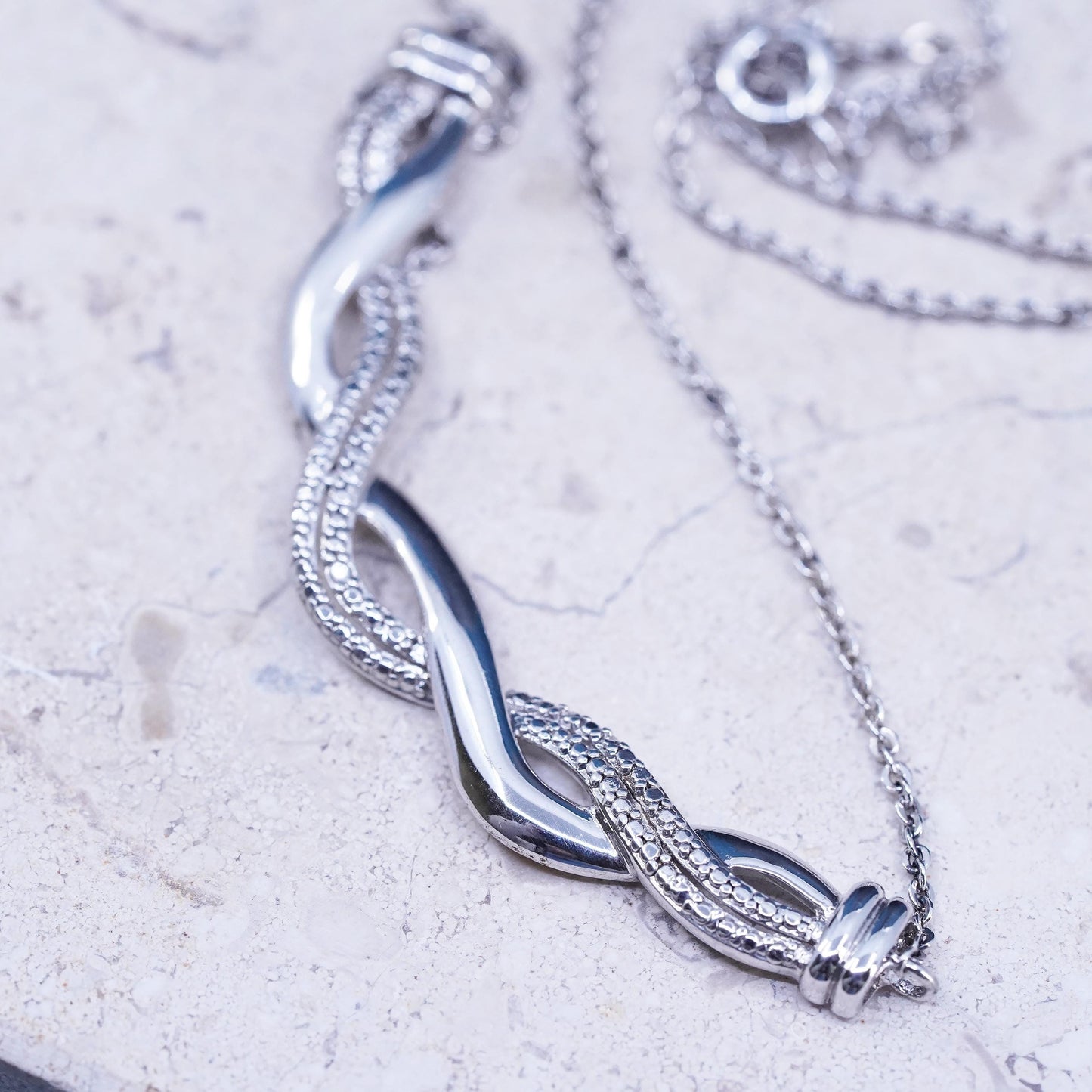 18”, vintage Sterling silver necklace, 925 circle chain with carved bar diamond