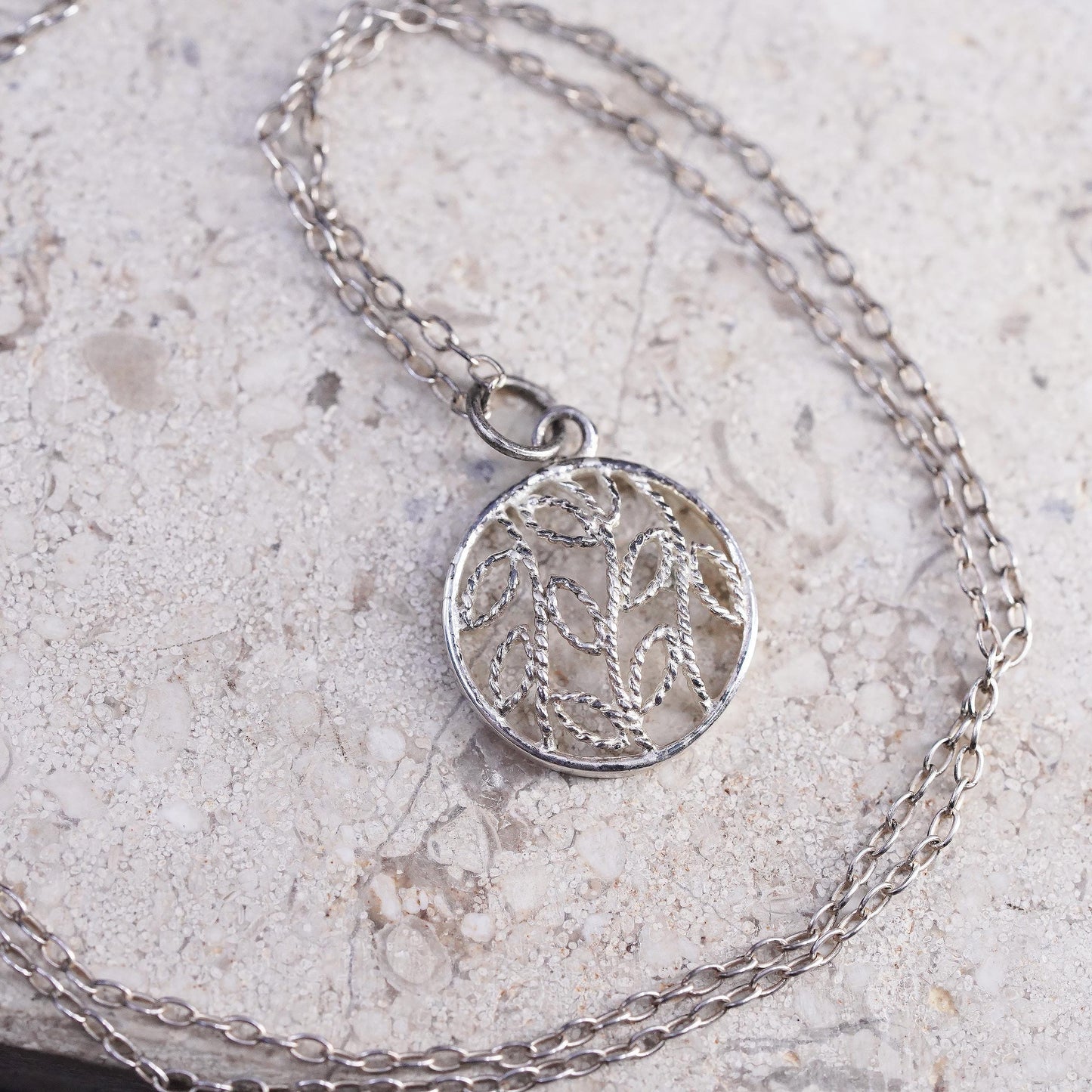 18", vintage Sterling silver necklace, 925 circle chain filigree leaves pendant