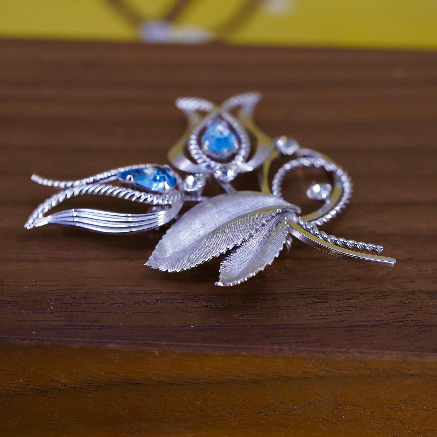 1920s Art Deco Danvell Sterling 925 silver tulip flower brooch teardrop