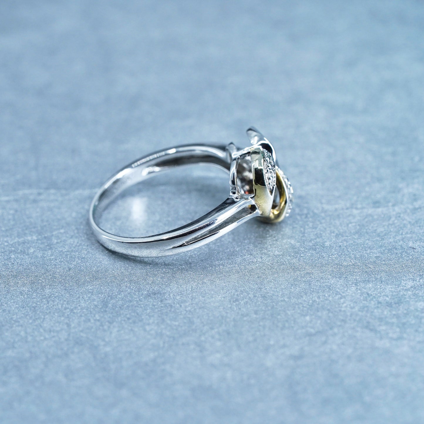 Size 7.75, vintage Sterling 925 silver wedding ring, heart with diamond