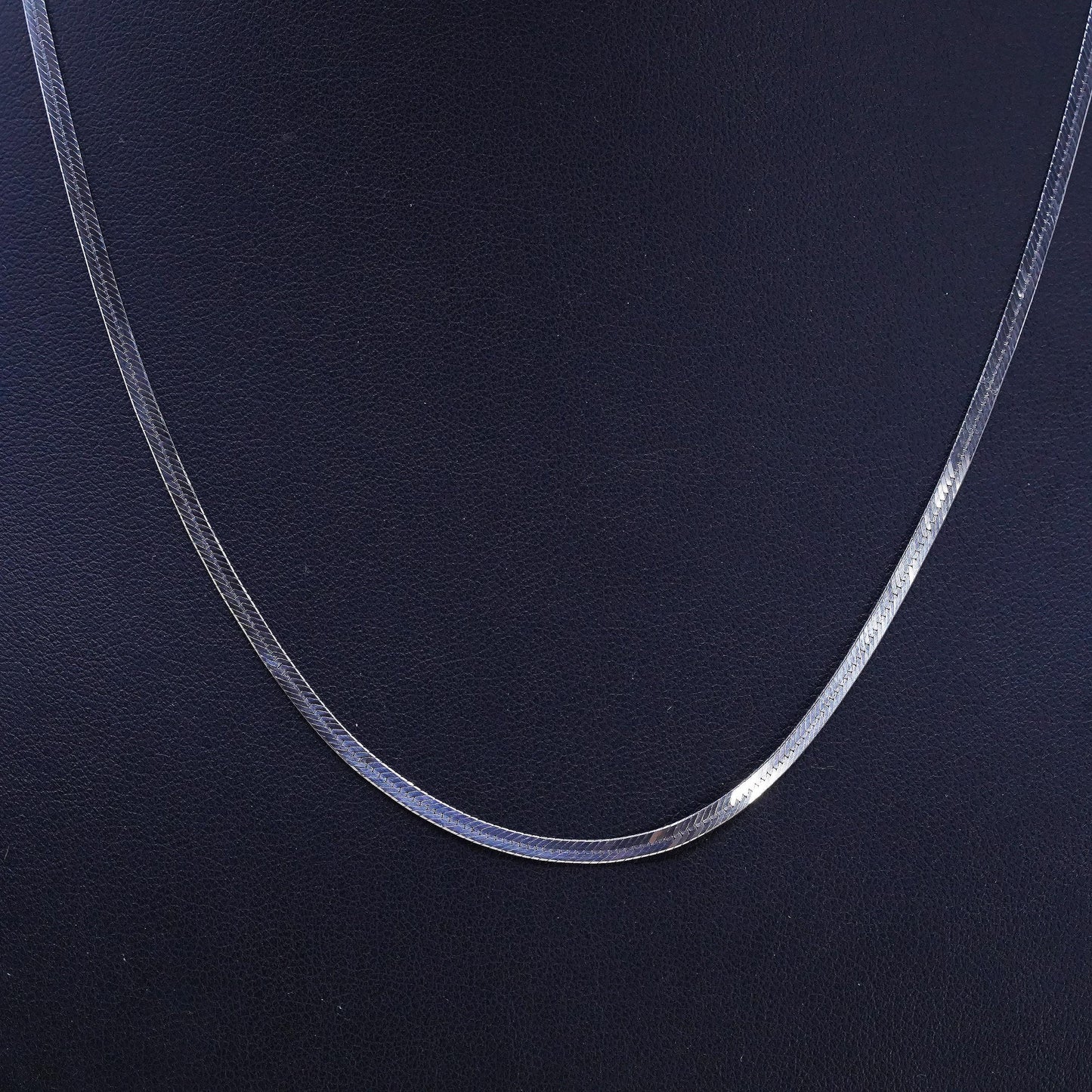 18” 2mm, Vintage Italian sterling silver necklace, 925 herringbone chain