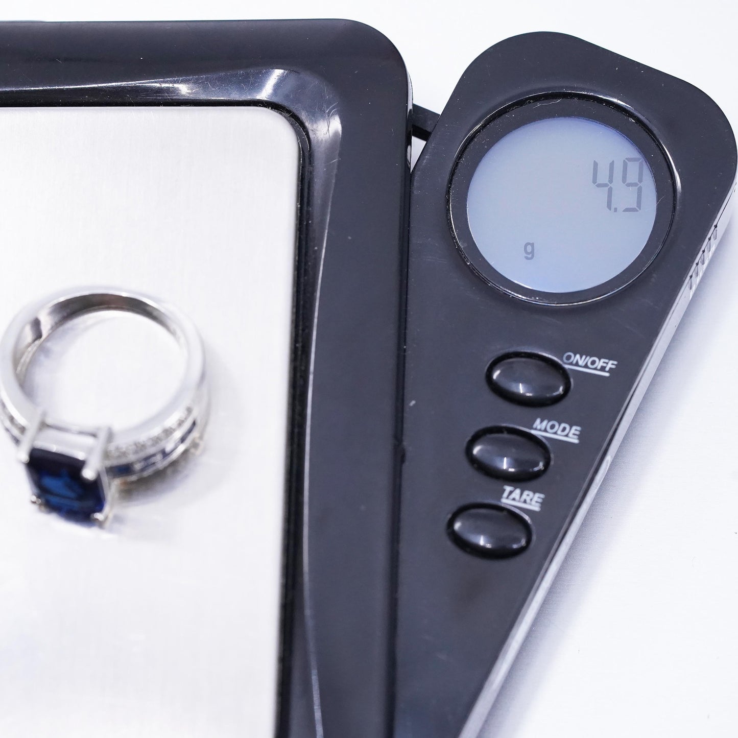 size 6, Sterling Silver Ring, 925 Ring emerald cut blue Sapphire glass cz