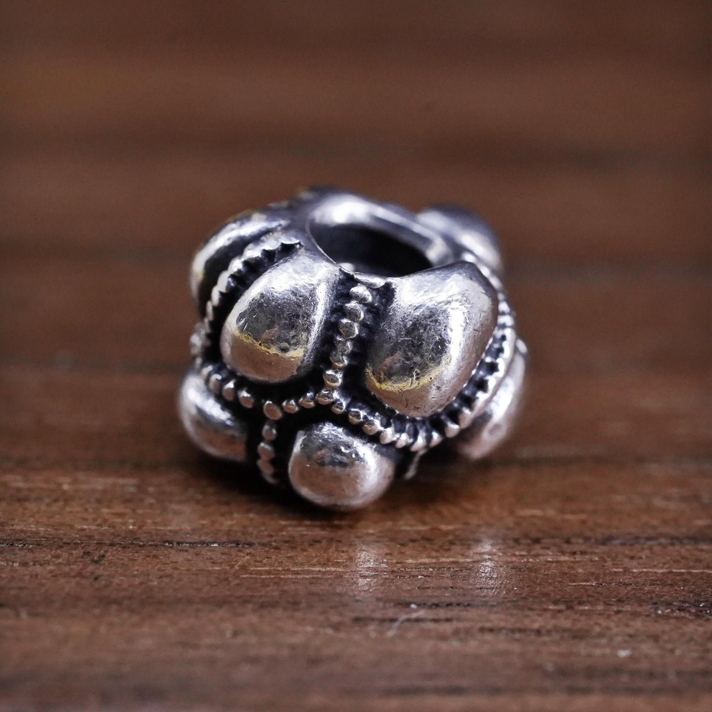 Vintage ALE Sterling 925 silver handmade charm pendant with peridot