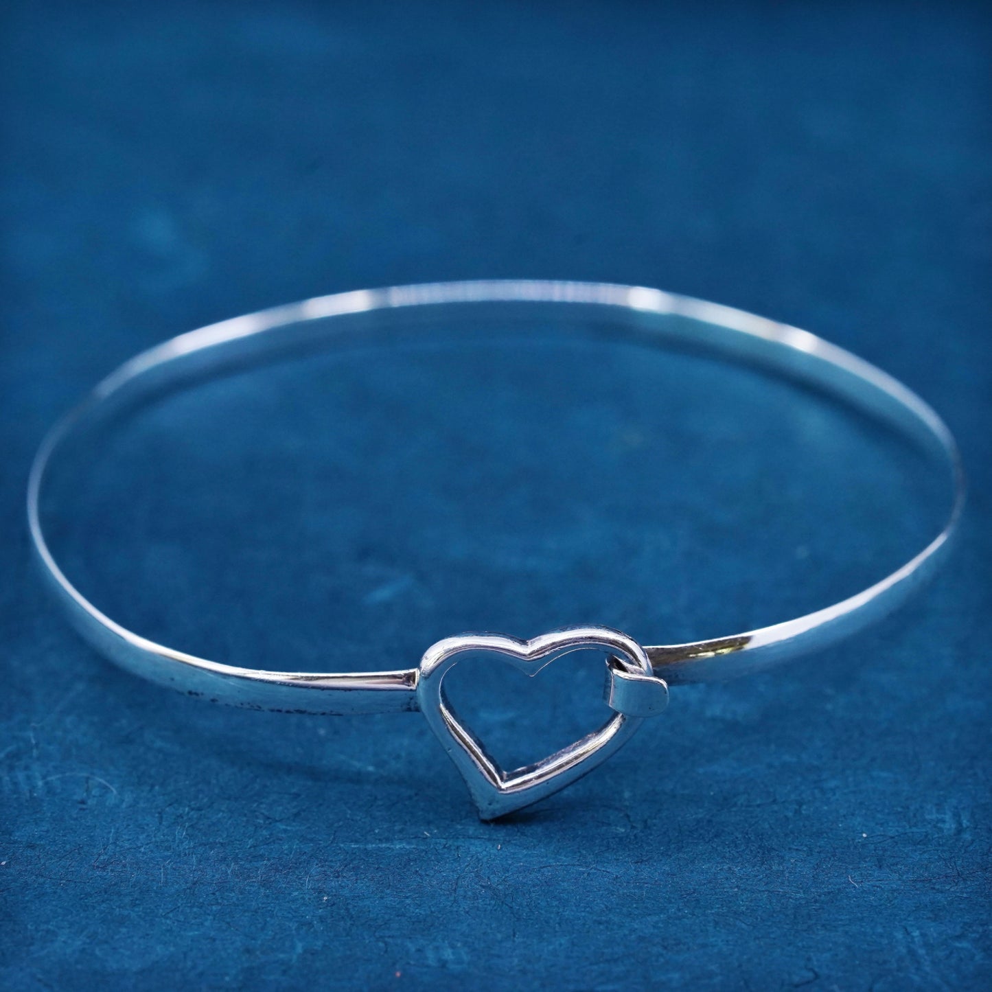 7.5", vintage Sterling silver handmade bracelet, 925 hinged heart bangle