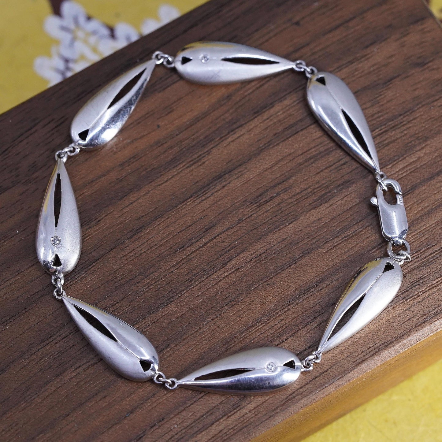 6.5”, vintage Sterling silver tennis bracelet, 925 teardrop link chain diamonds