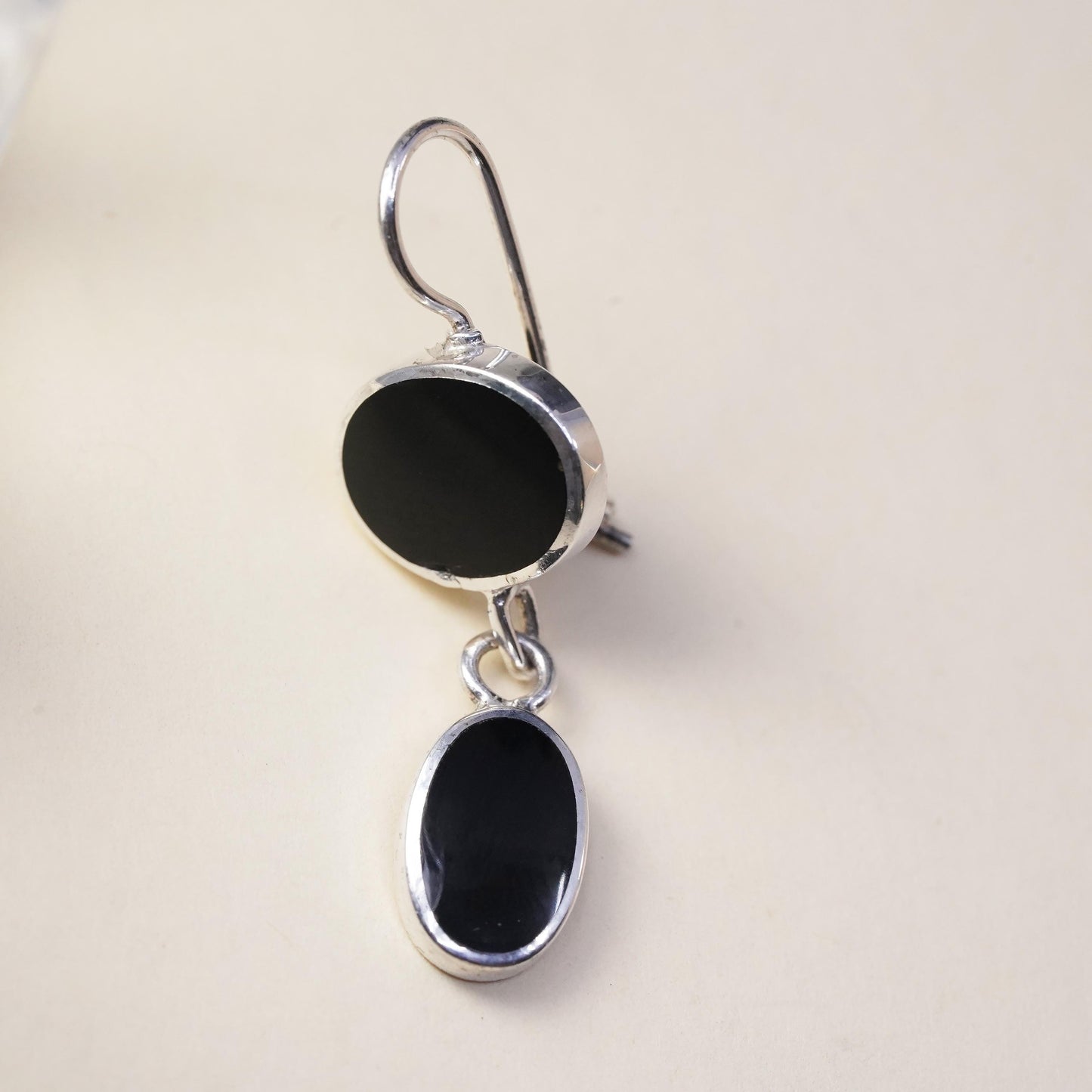 Vintage handmade single earring. Sterling 925 silver hook with onyx inlay