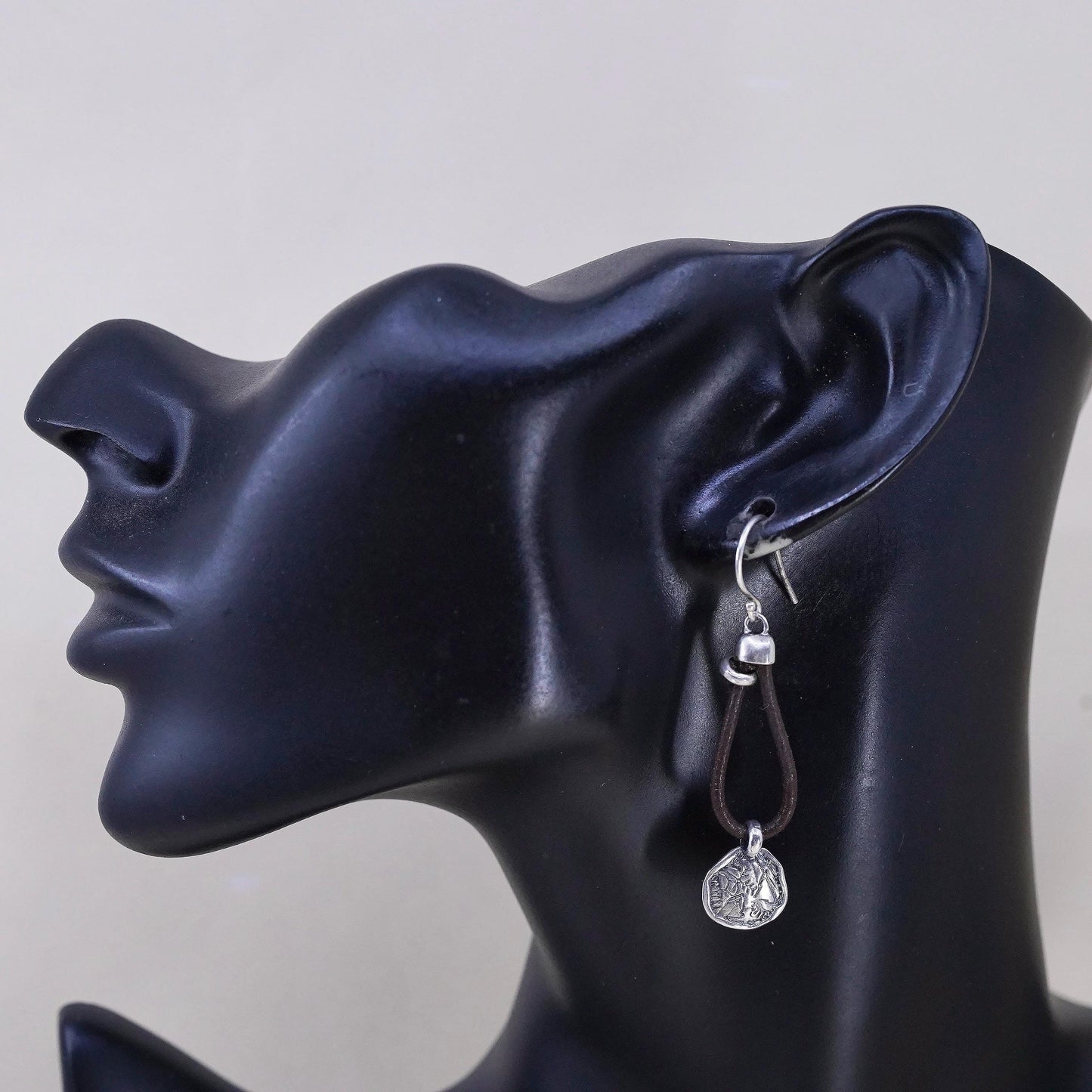SILPADA Israeli 925 Sterling Silver Leather PRAIRIE GIRL Disc Earrings W2179