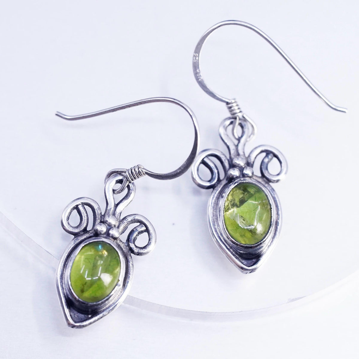 Native American Vernon Mansfield STERLING 925 SILVER teardrop earrings peridot