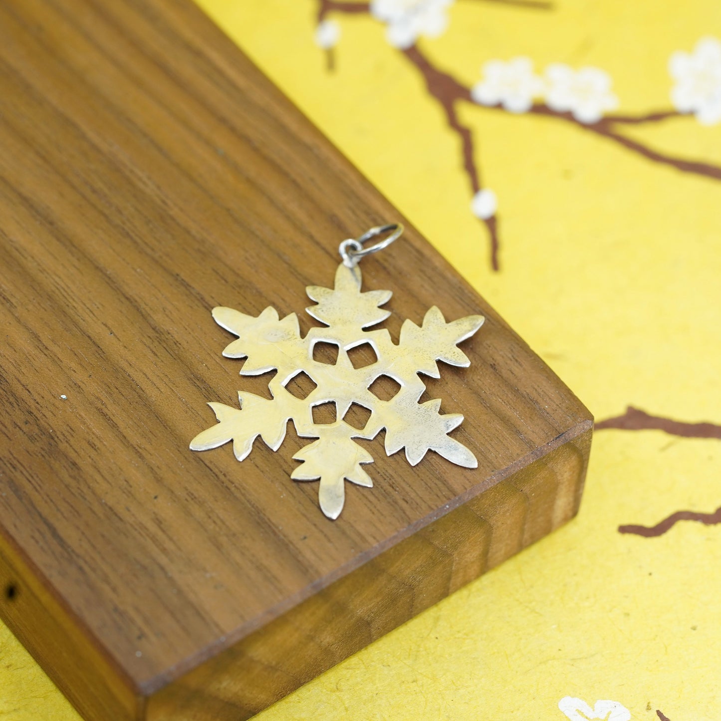 Vintage sterling 925 silver handmade snowflake charm pendant