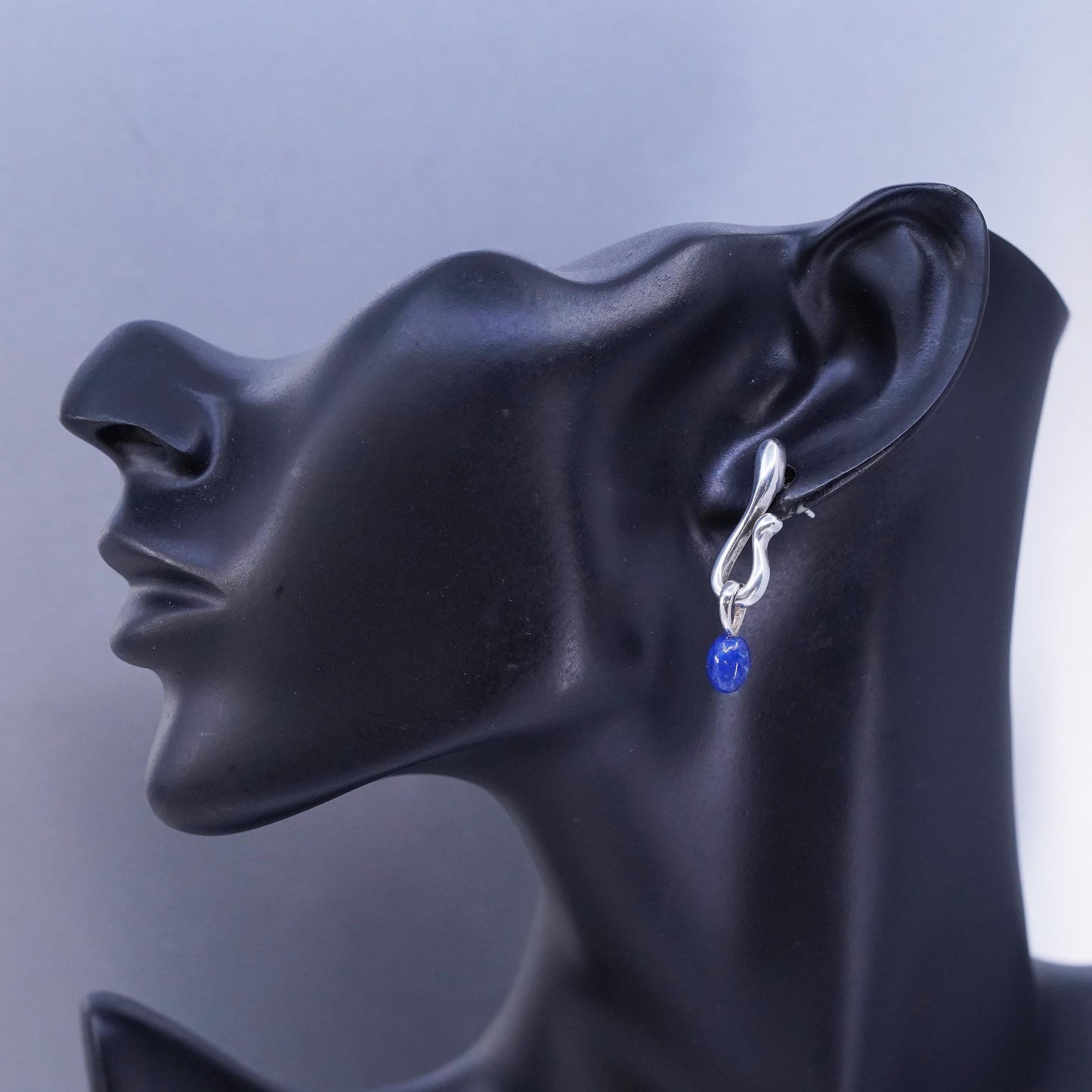 Vintage Angela Commings Sterling 925 silver earrings with oval lapis lazuli