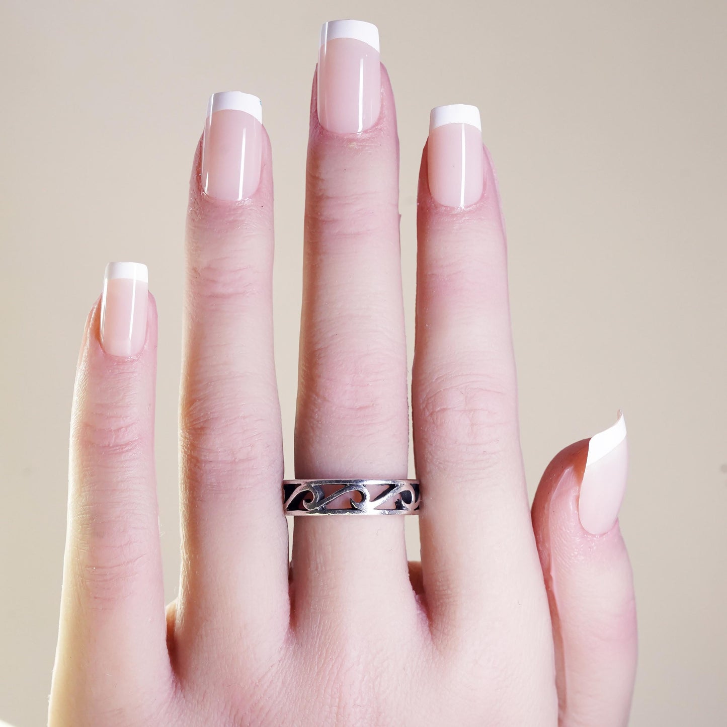 Size 7.5, VTG Sterling silver handmade ring, 925 open band swirl wave cutout