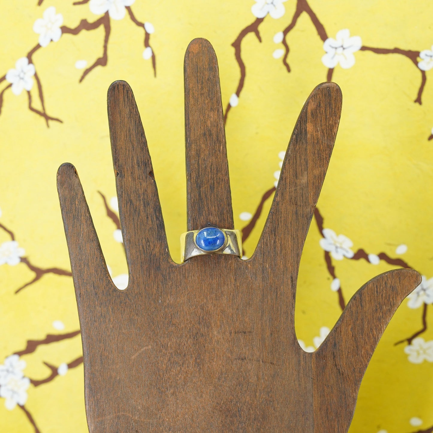 Size 9.25, VTG Sterling 925 silver handmade band ring with lapis lazuli inlay