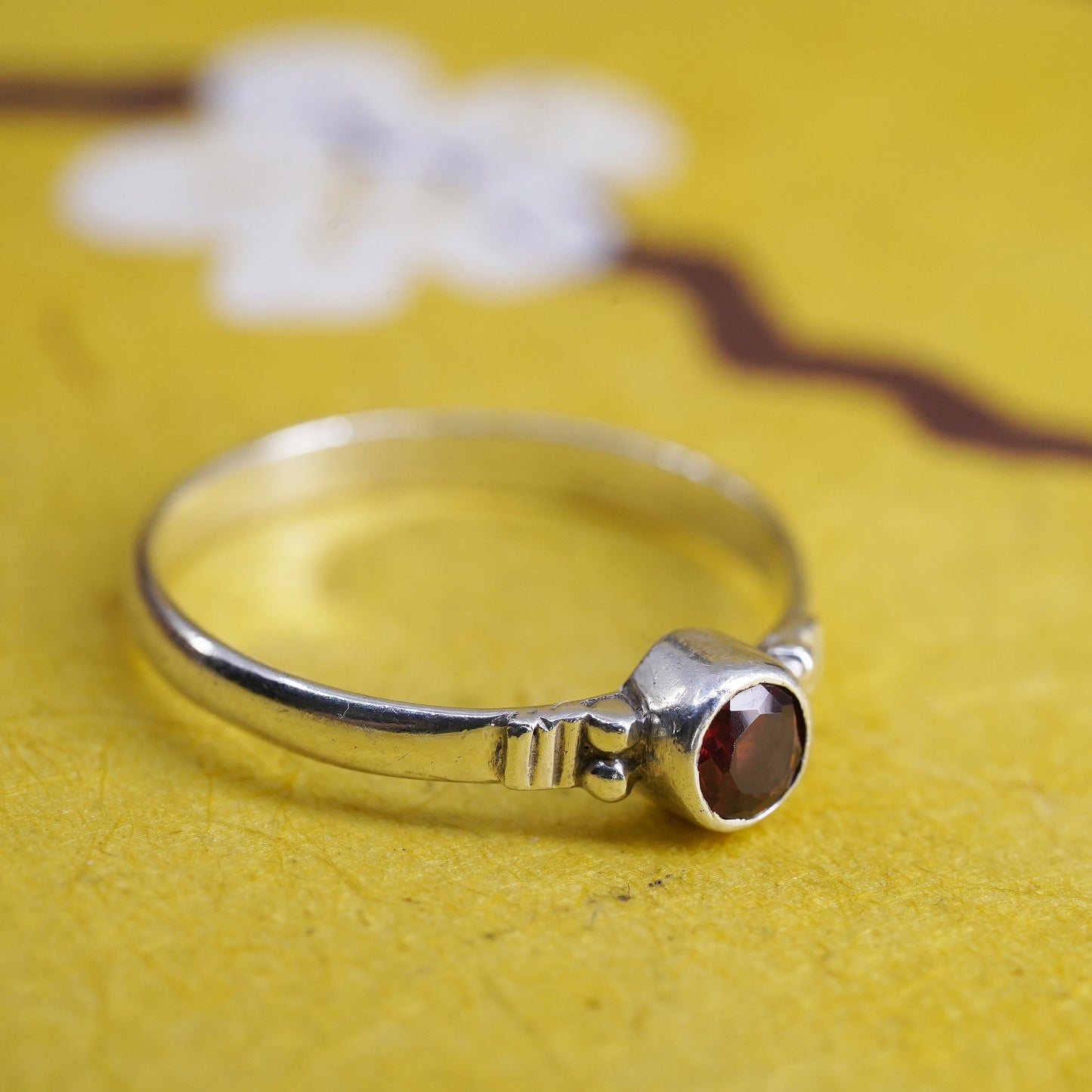 Size 7, vintage Sterling 925 silver stackable ring with ruby