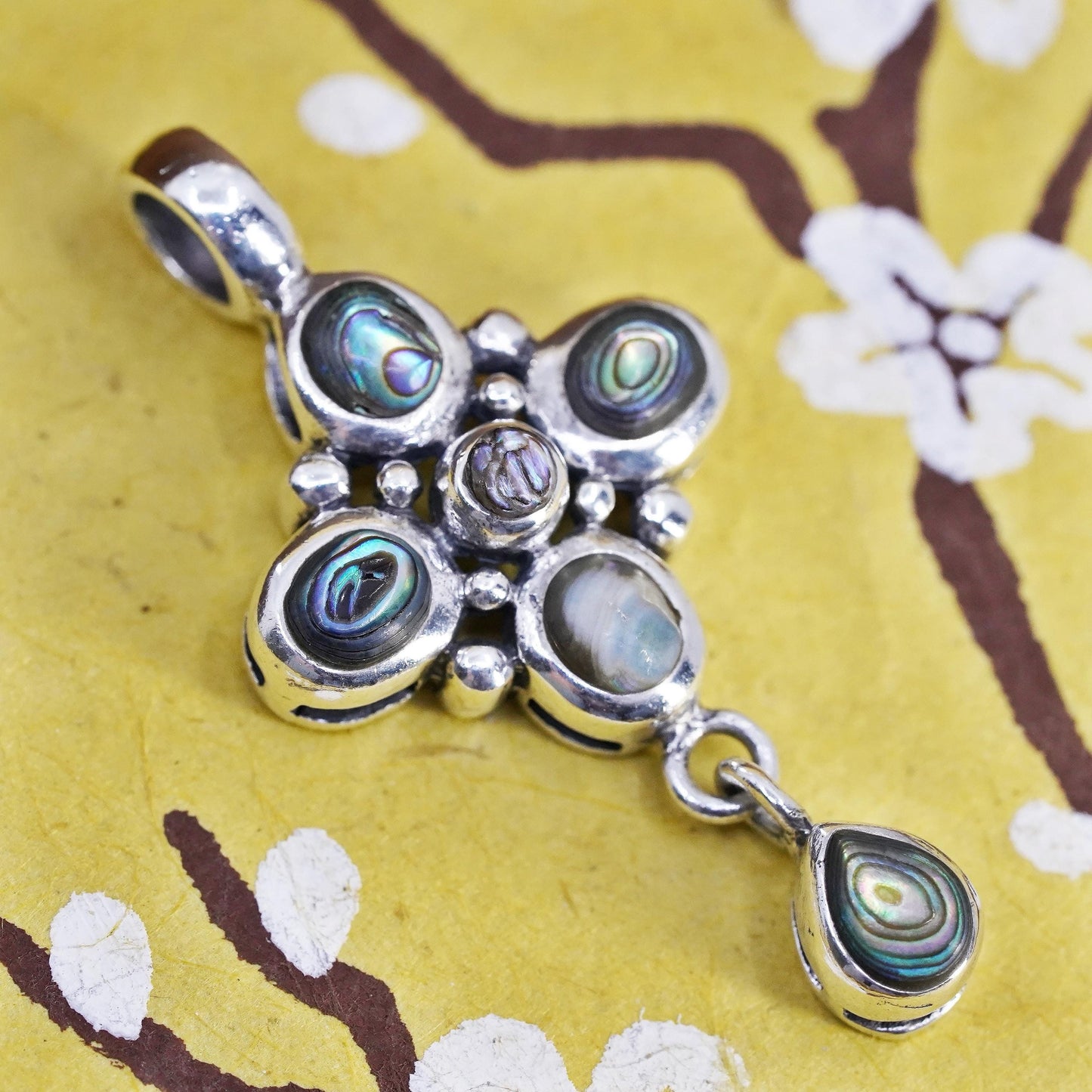 Vintage Sterling 925 silver handmade floral pendant with abalone inlay