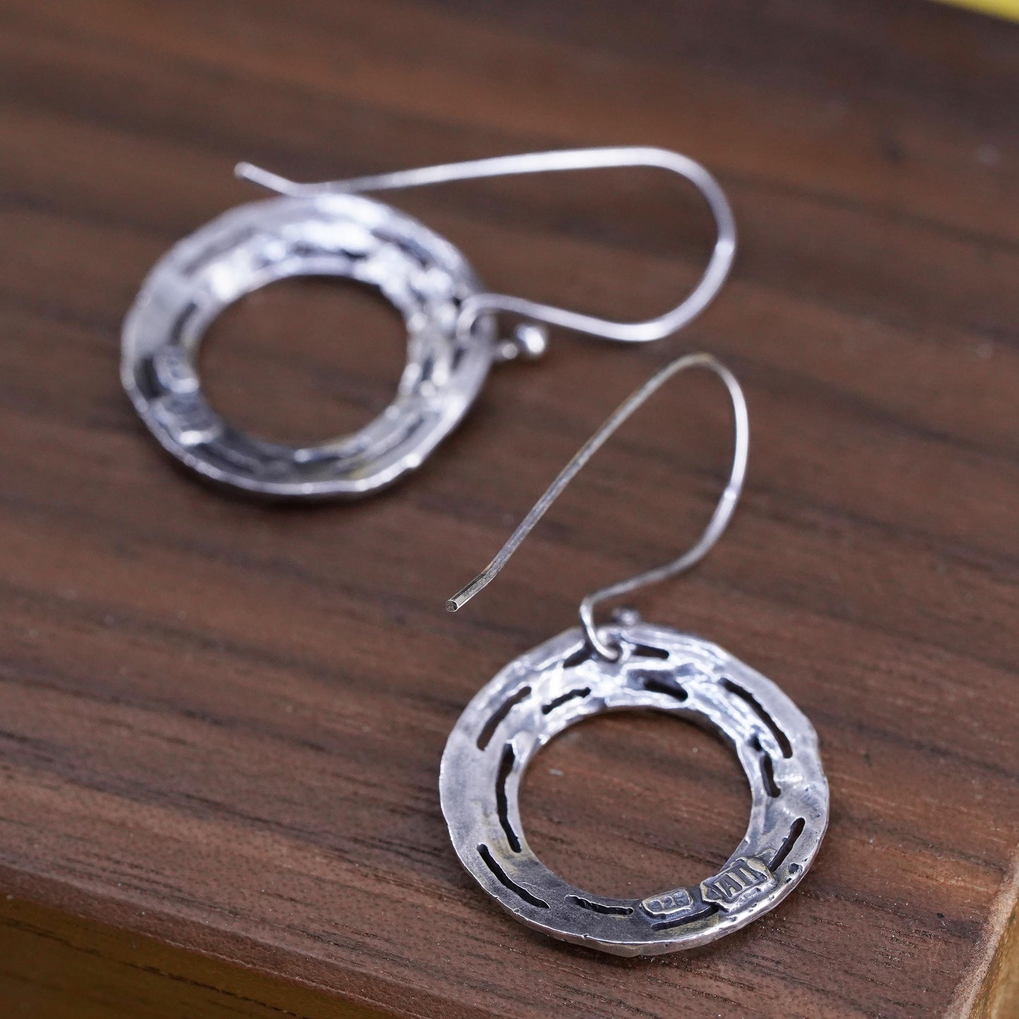 Vintage Israel Sterling 925 Silver circle hammered disc Earrings. Vintage.
