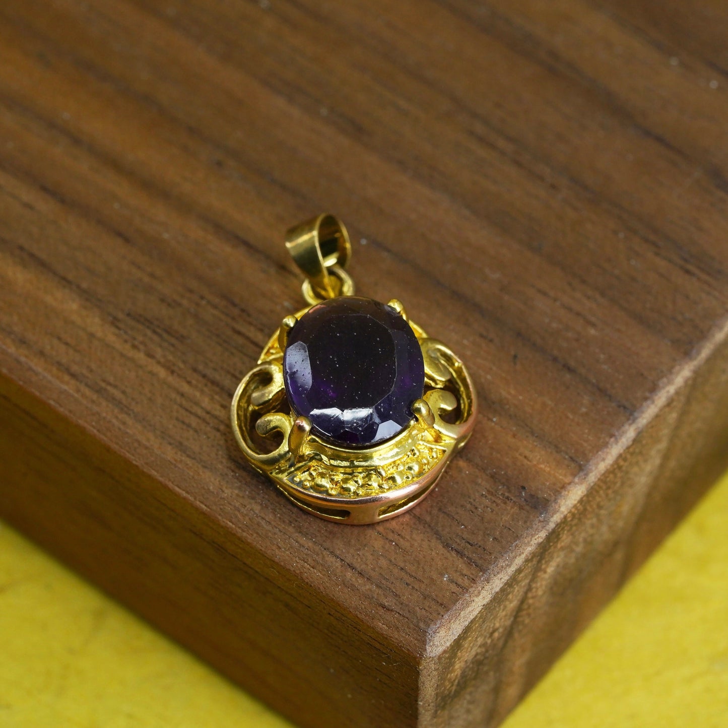 Vintage vermeil gold over sterling 925 silver teardrop pendant with amethyst