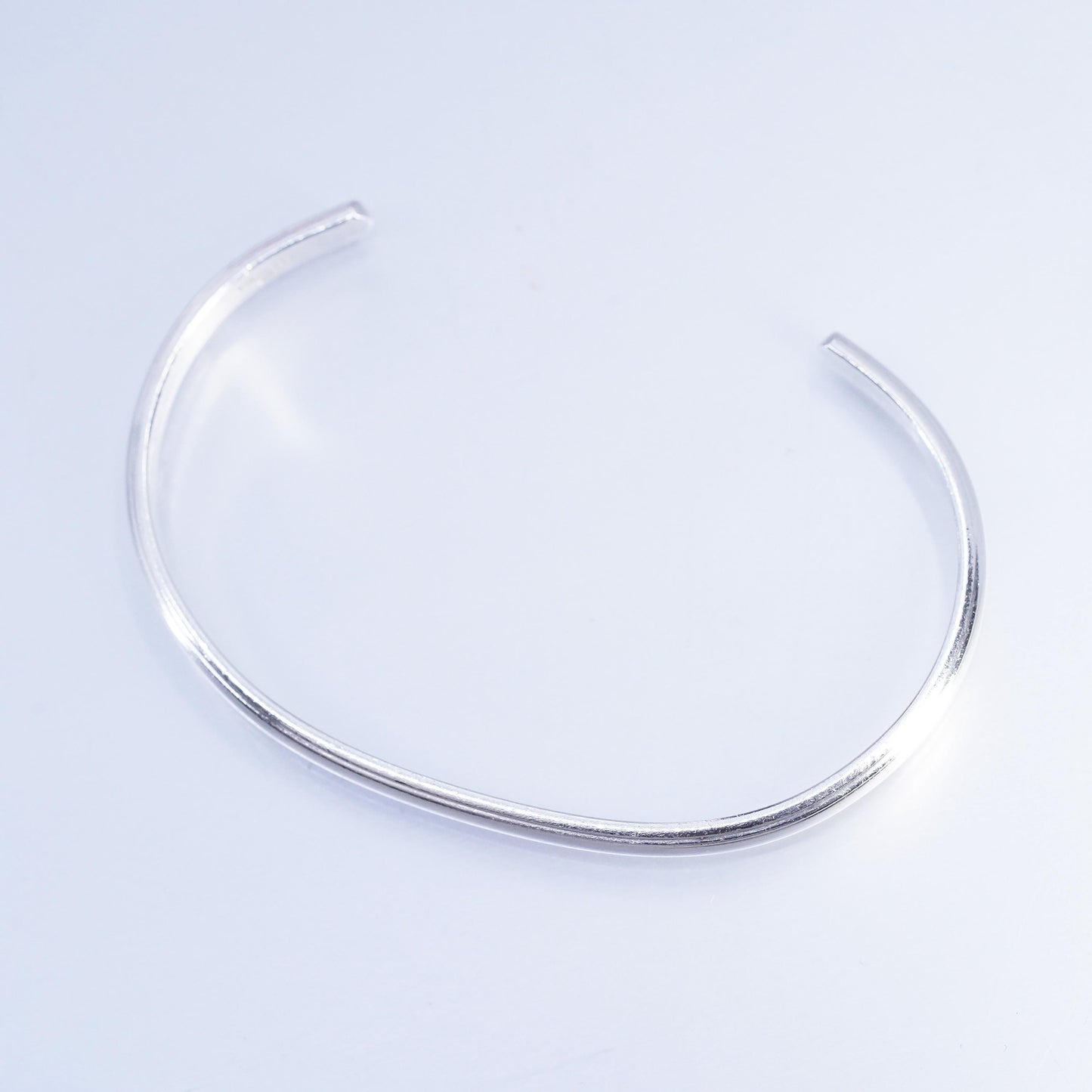 6.25”, Native American Sterling 925 silver handmade bracelet, ribbed cuff