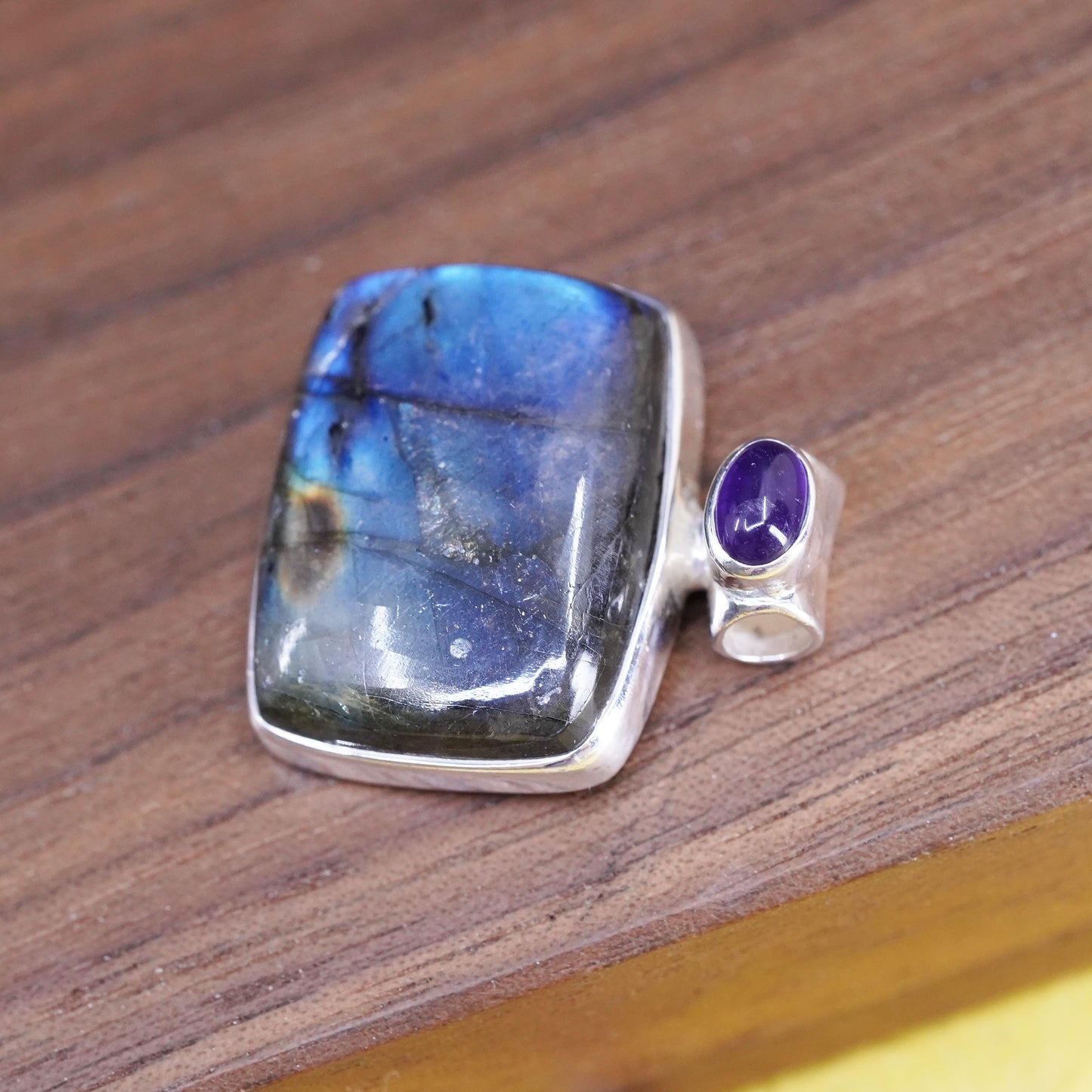 Vintage Sterling 925 silver handmade pendant with blue labradorite and amethyst