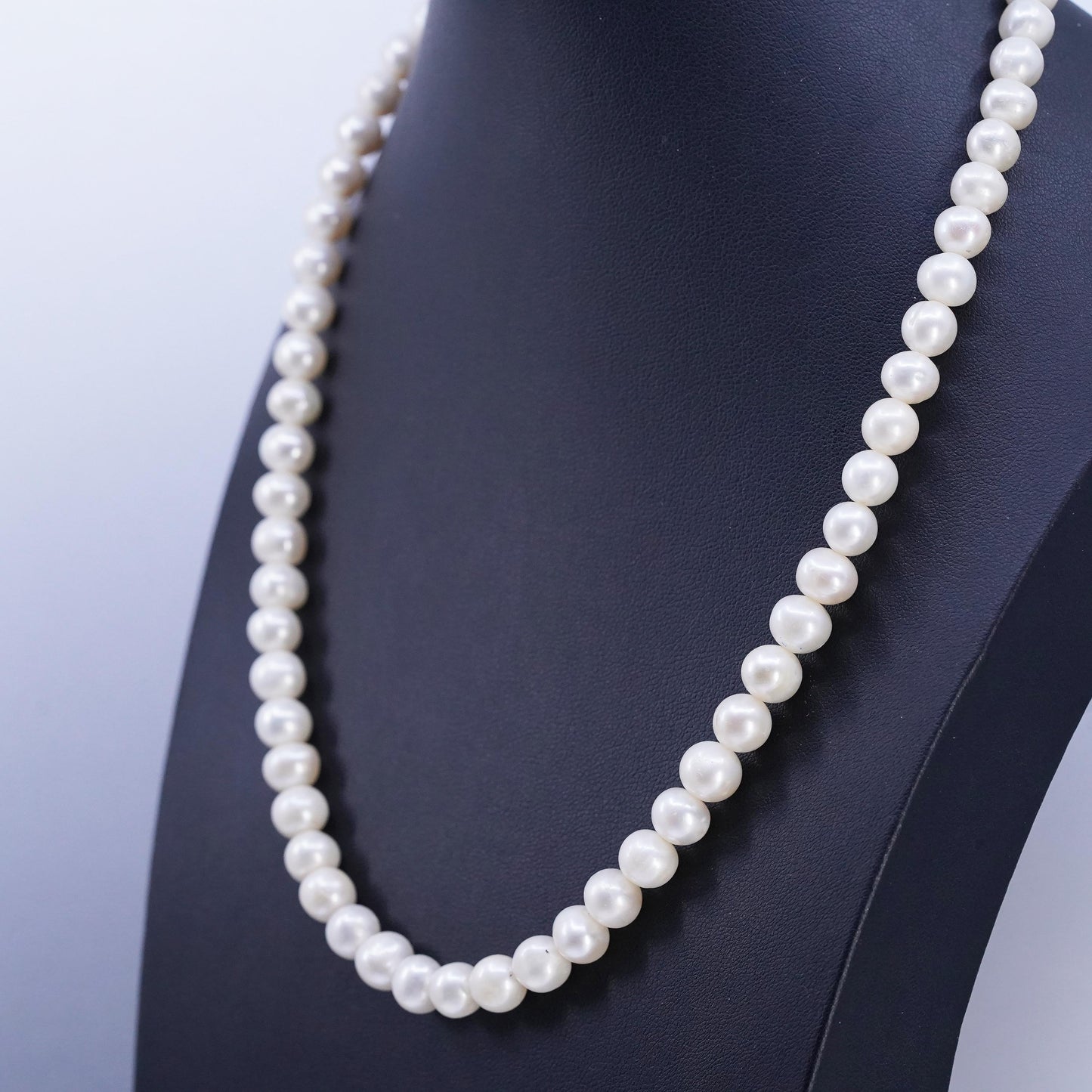 19", vintage 8mm freshwater pearl necklace with Sterling 925 silver clasp