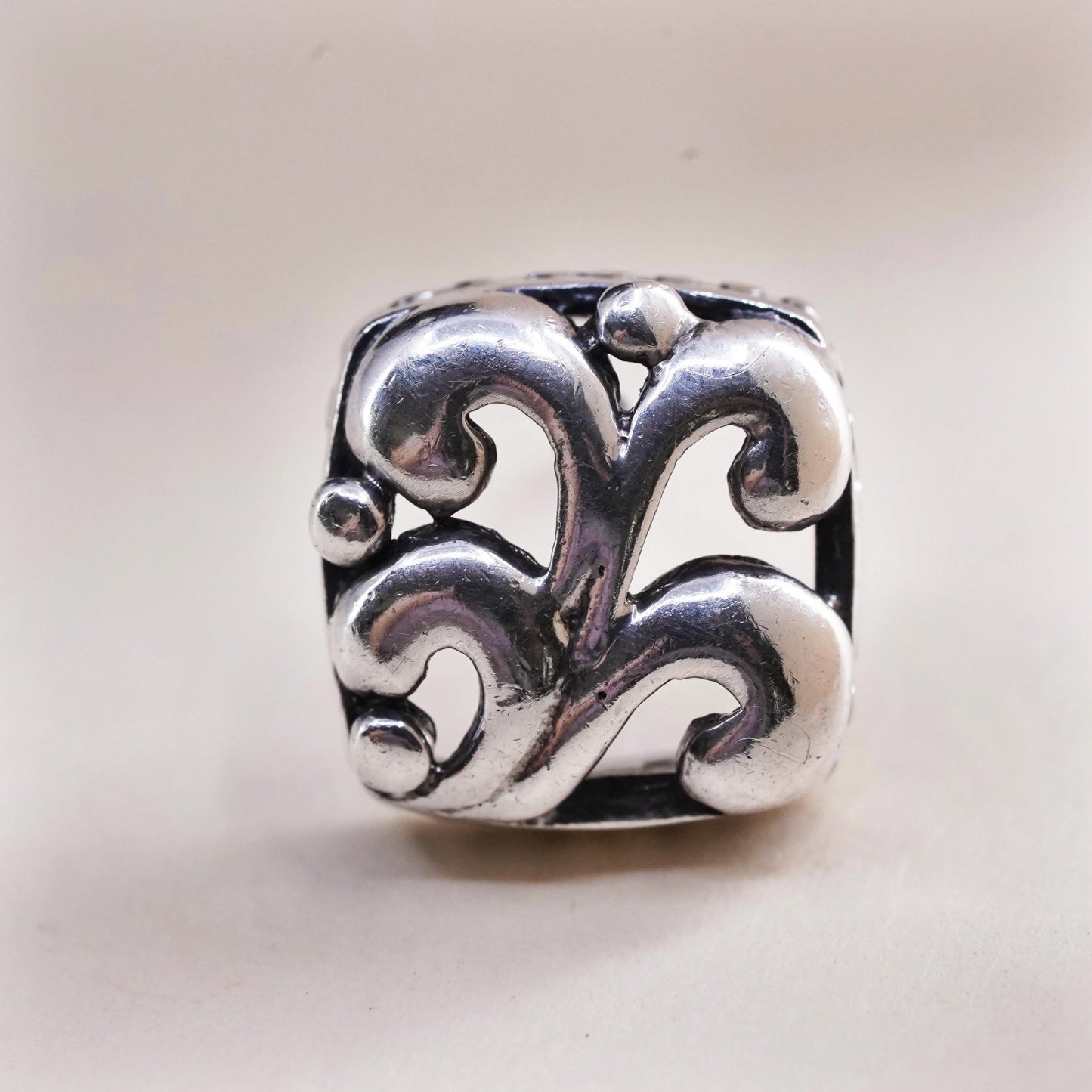 VTG handmade single earring. Sterling 925 silver floral textured square stud