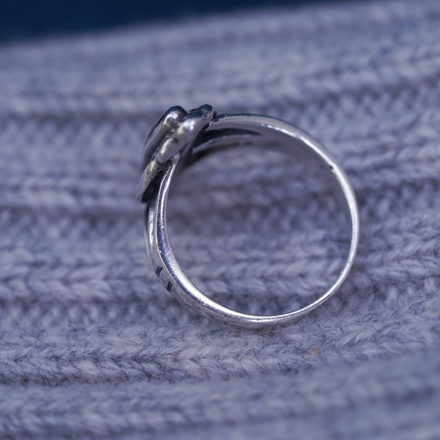 Size 5.75, southwestern Sterling silver 925 handmade stackable ring with onyx