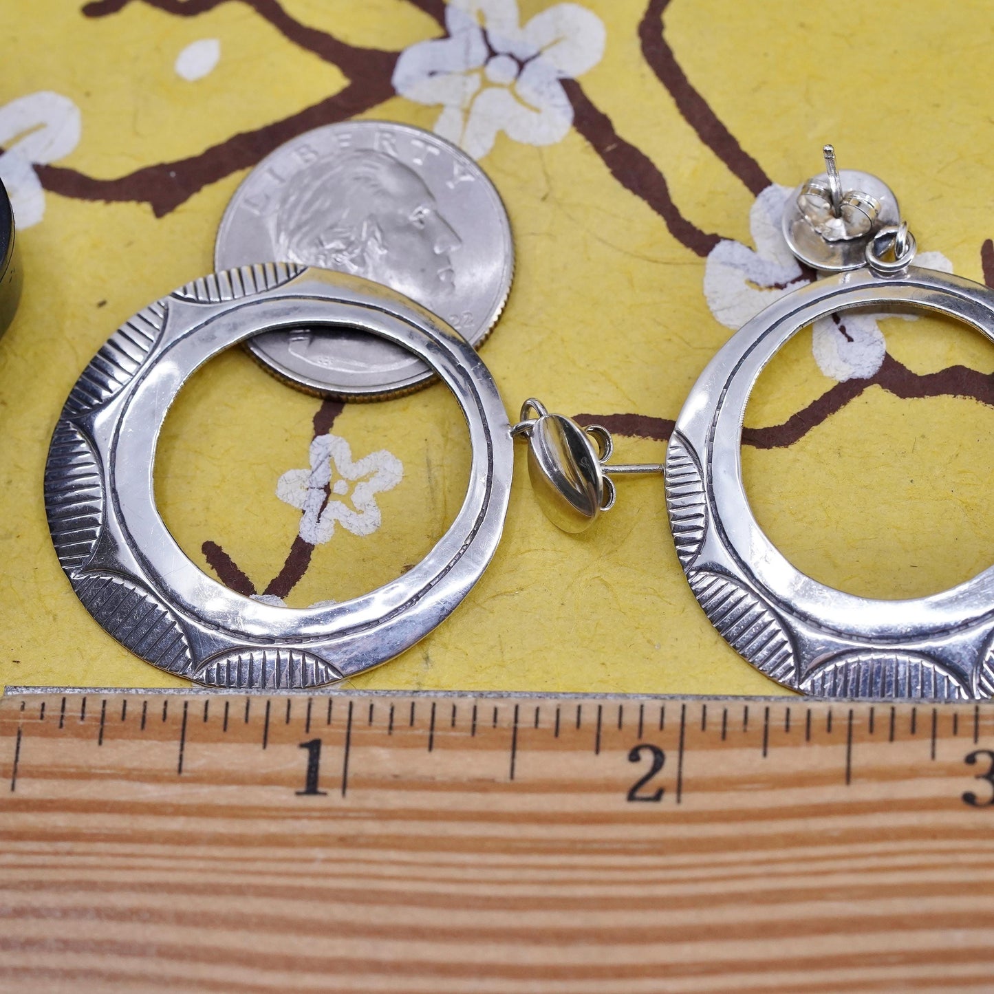 Vintage southwestern Sterling 925 silver handmade textured circle disc earrings