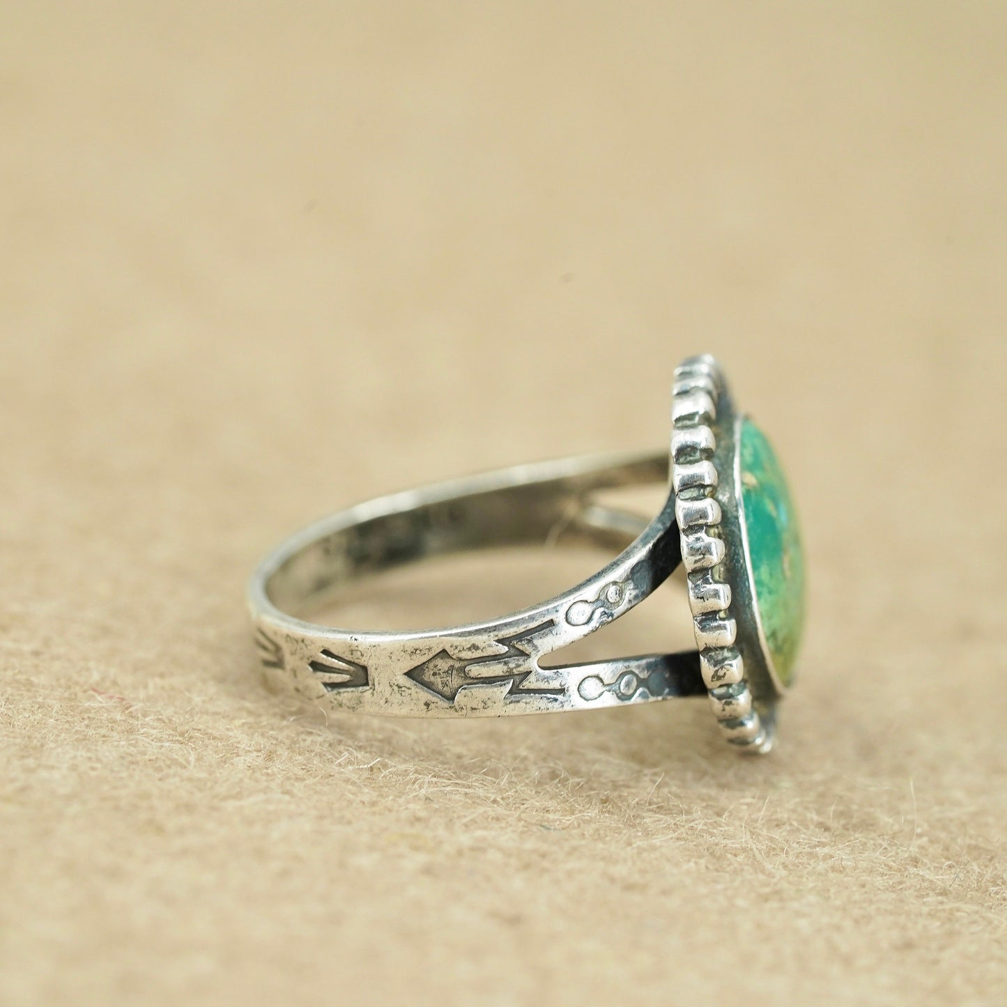 Size 6, vintage southwestern Sterling 925 silver handmade ring with turquoise
