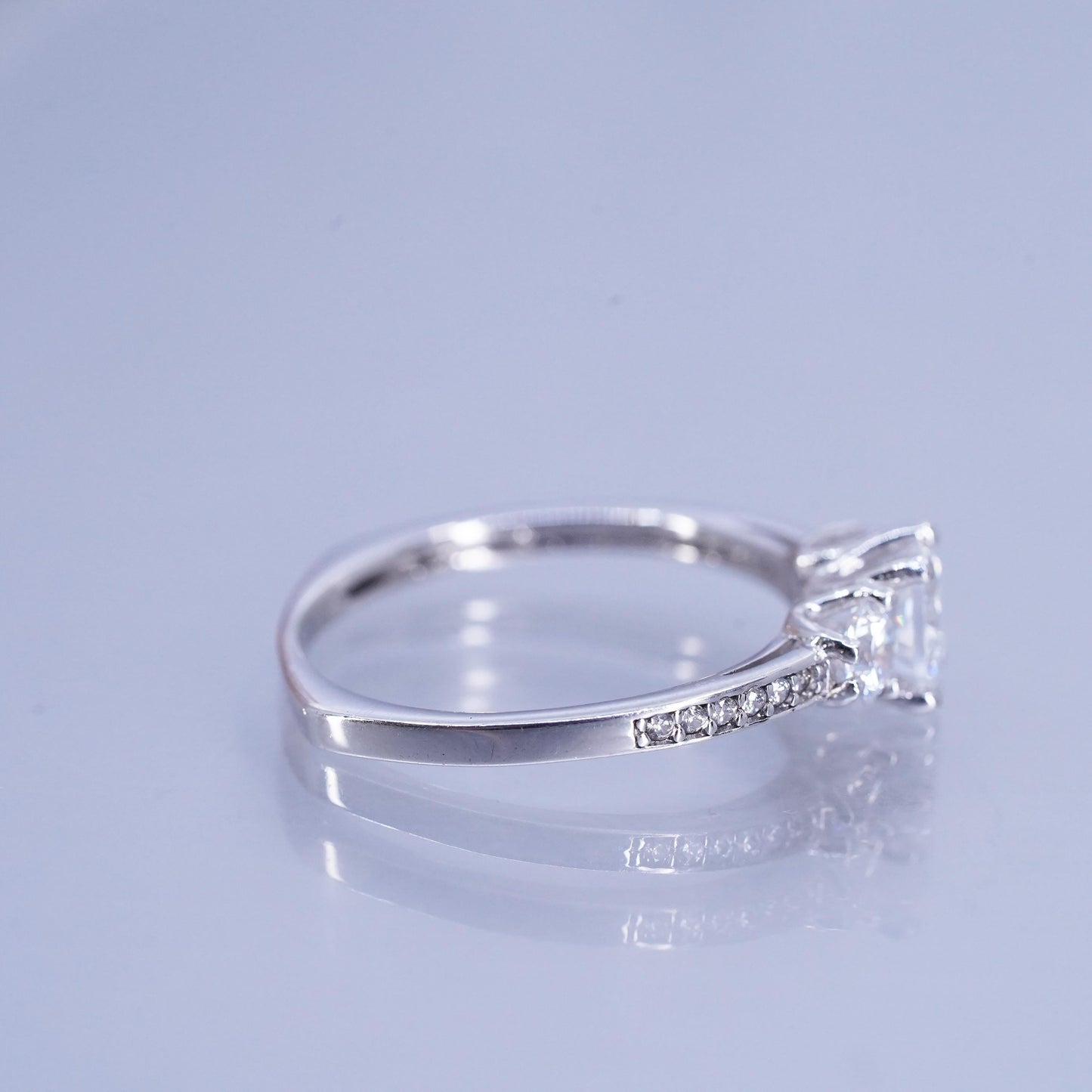 Size 10, vintage southwestern Sterling 925 silver wedding ring, Cz band