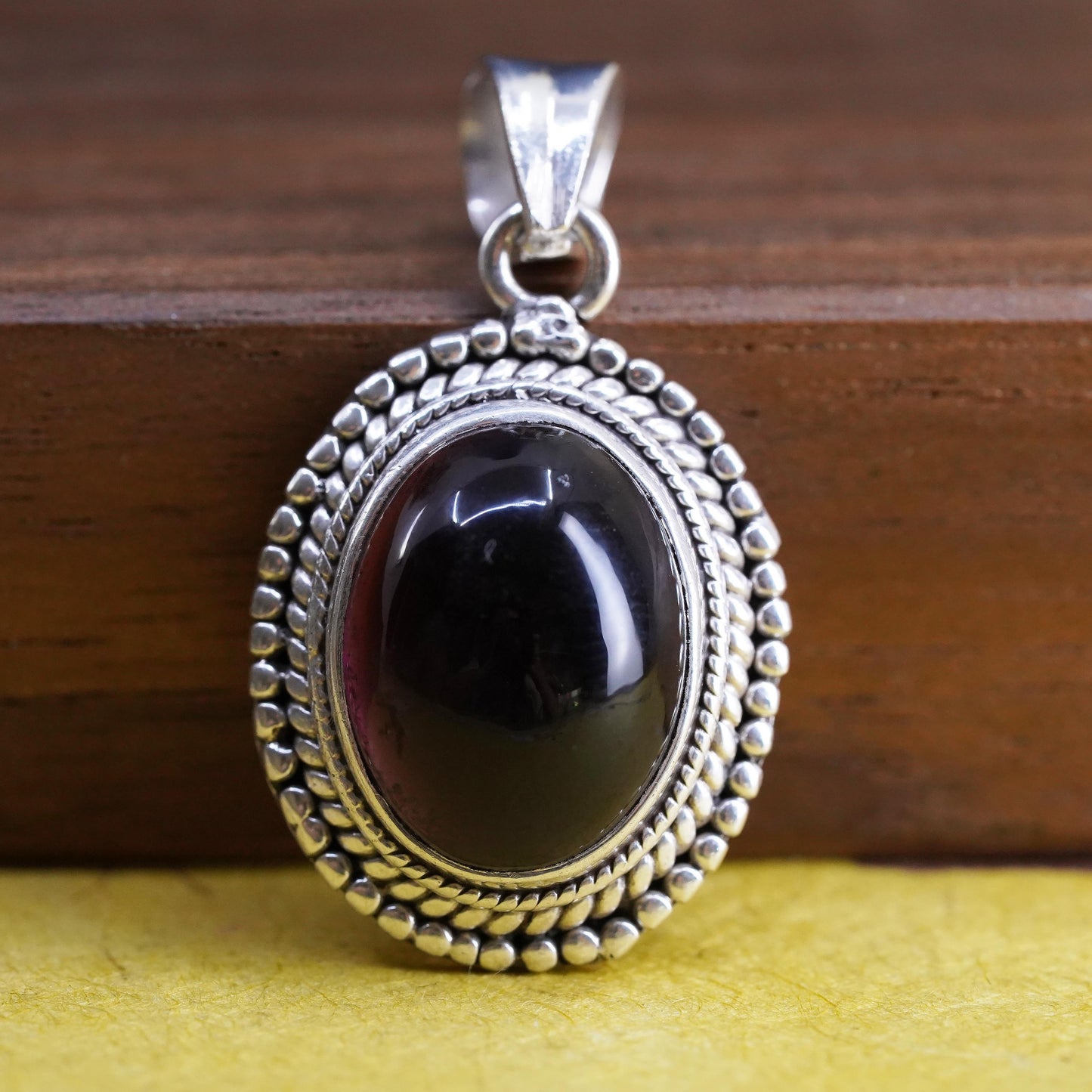 Vintage Sterling 925 silver handmade pendant with oval shaped amethyst pendant