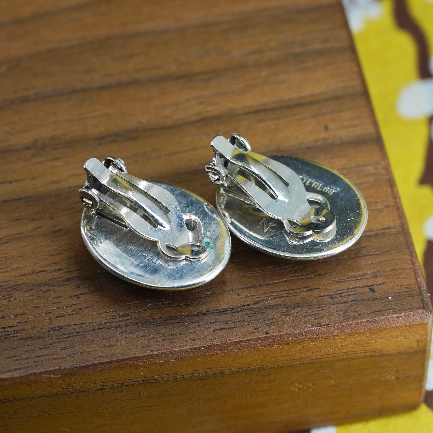 Native American Kewa Nelson Garcia Sterling earrings, 925 oval clip on onyx