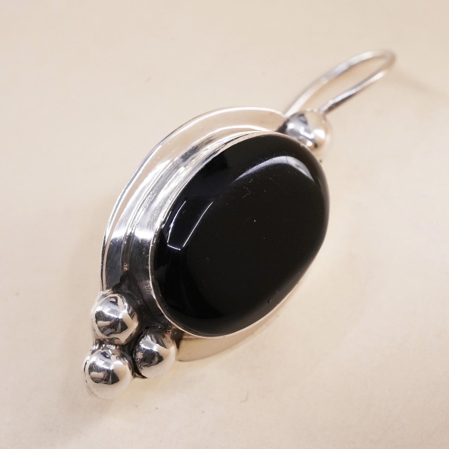 Vintage Mexican sterling 925 silver handmade single earring with onyx inlay