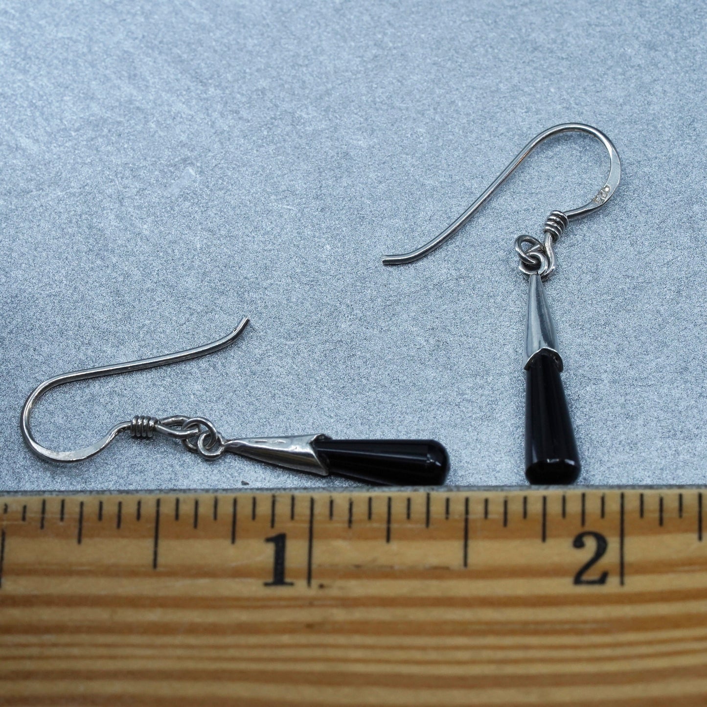 Vintage Sterling 925 silver handmade teardrop onyx earrings