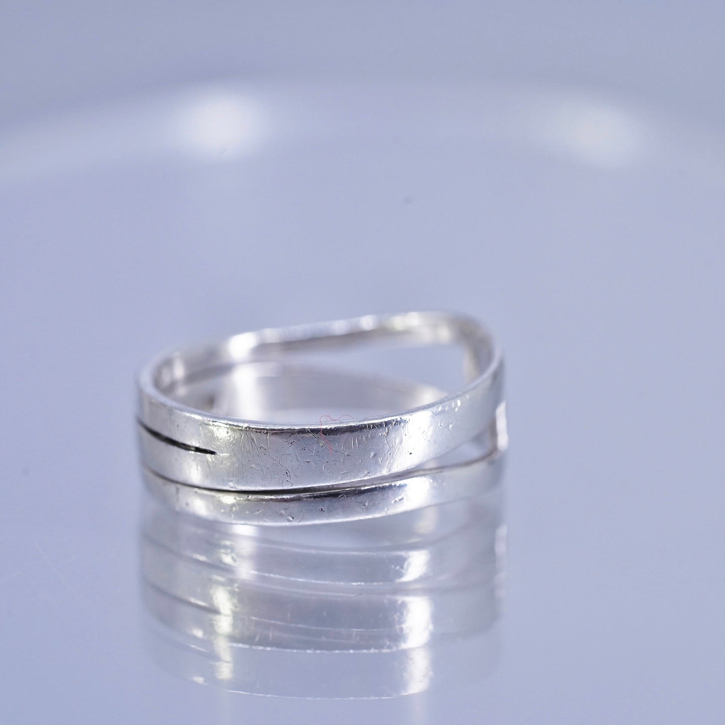 Size 7, vintage southwestern Sterling 925 silver wedding ring, band