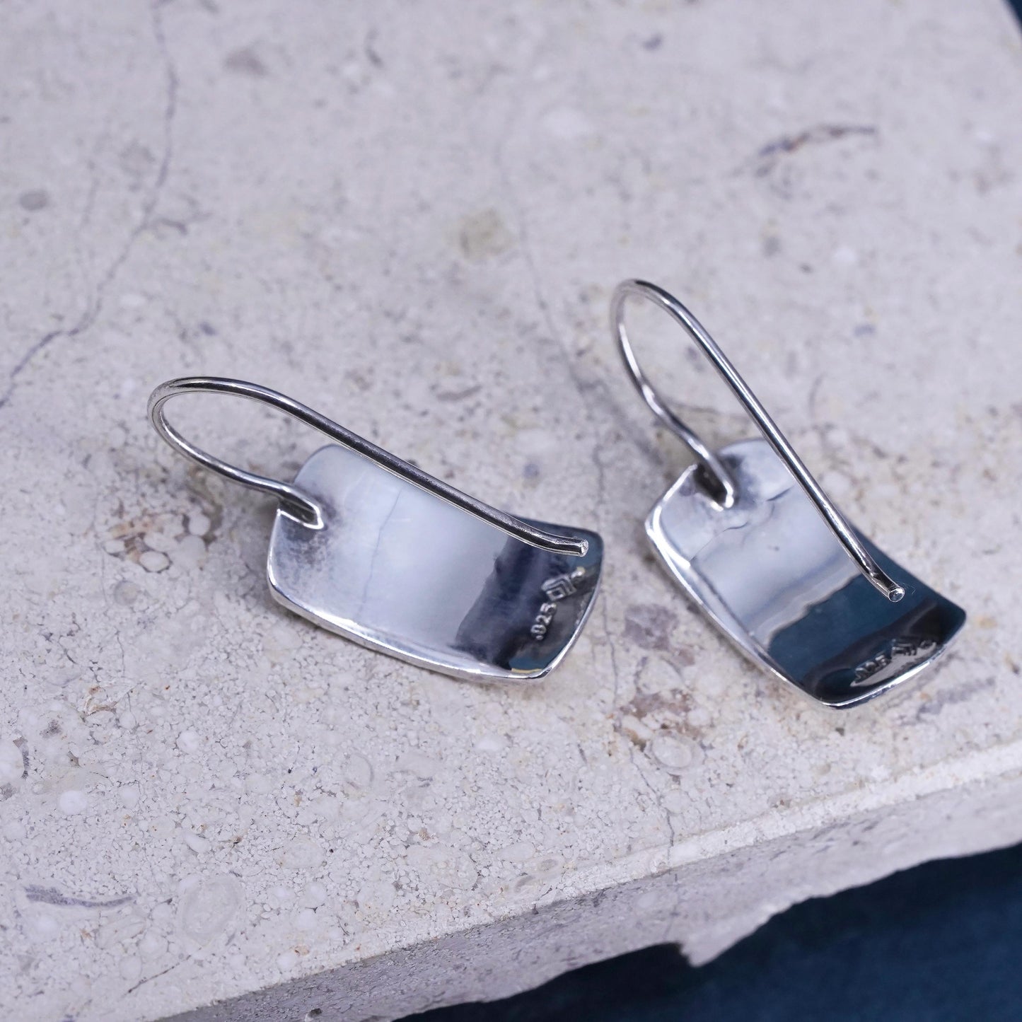 Vintage W0991 Retired Silpada Sterling 925 Silver Hammered rectangular Earrings
