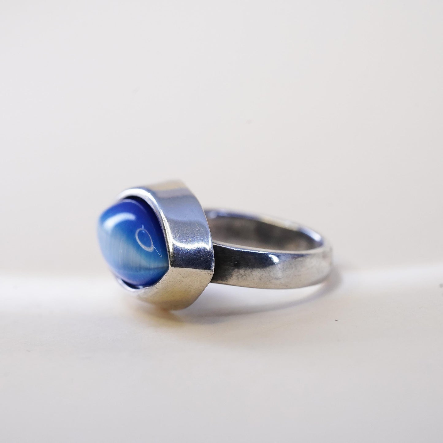 Size 5, vintage Sterling silver ring, 925 band with marquise cut blue tiger eye