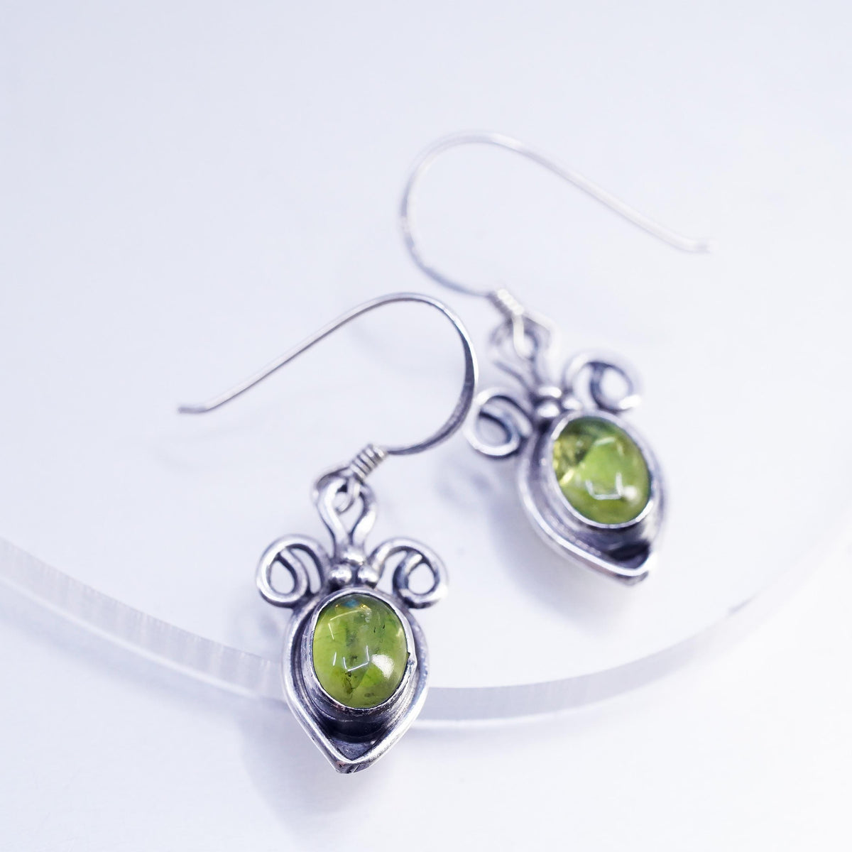 Native American Vernon Mansfield STERLING 925 SILVER teardrop earrings peridot