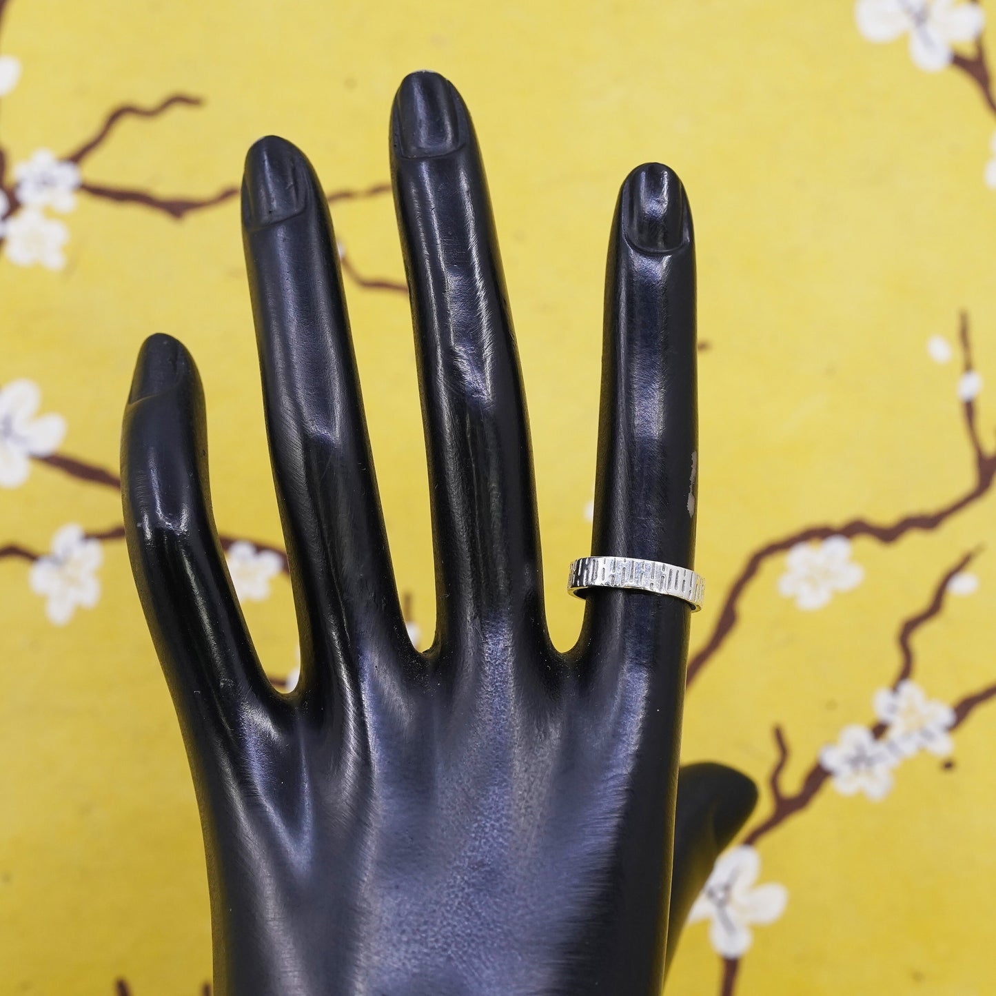 Size 6, vintage Sterling silver handmade ring, 925 beaded band