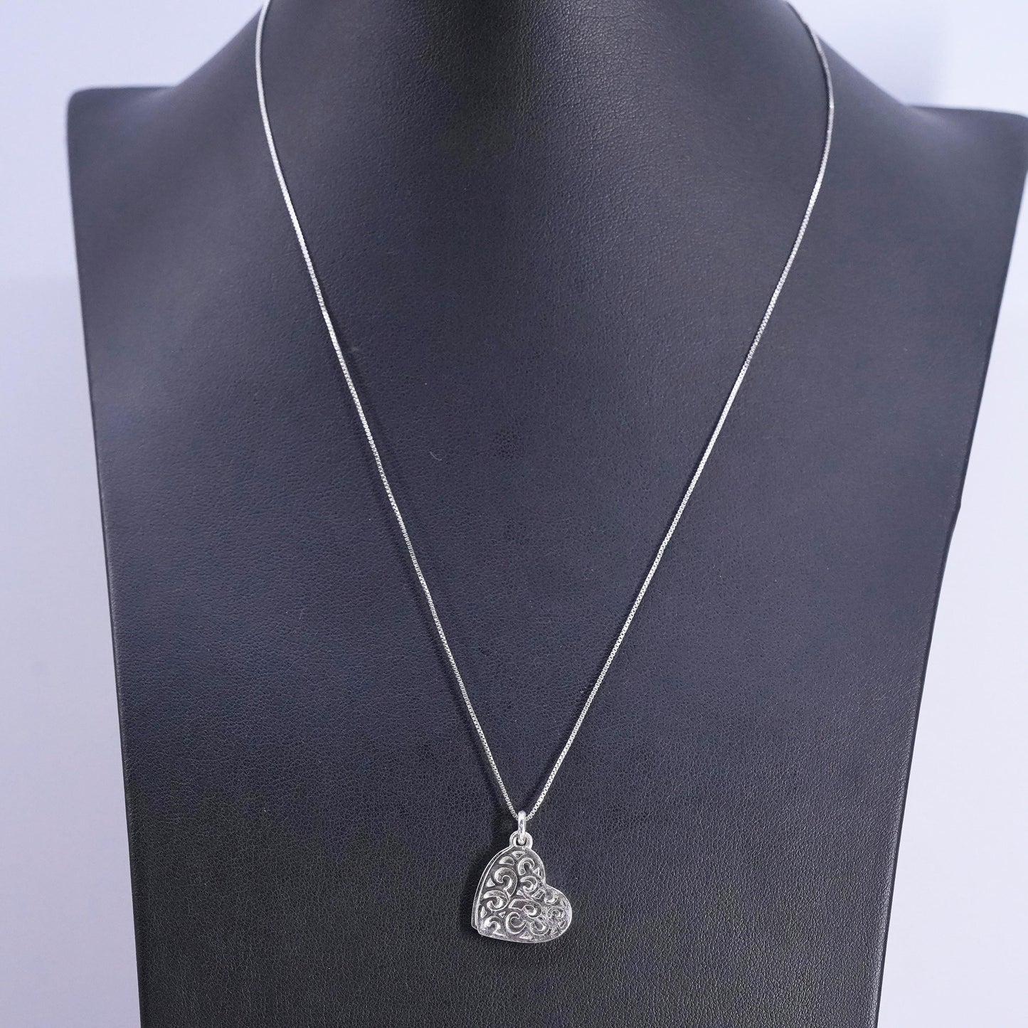 18”, Sterling silver necklace, 925 box chain heart mom you are the heart