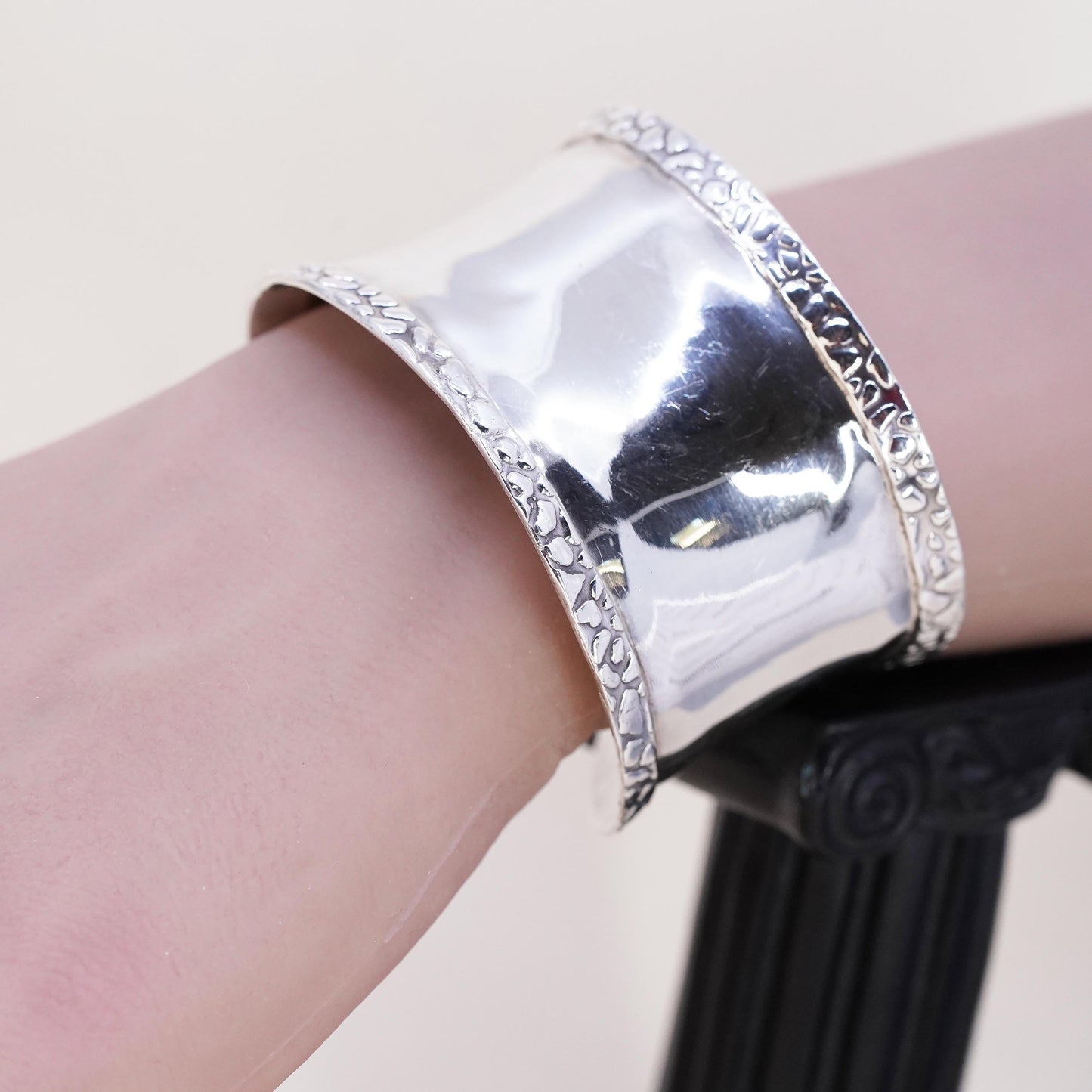 6.5", southwestern Sterling 925 silver Bracelet floral texture trim, wide cuff
